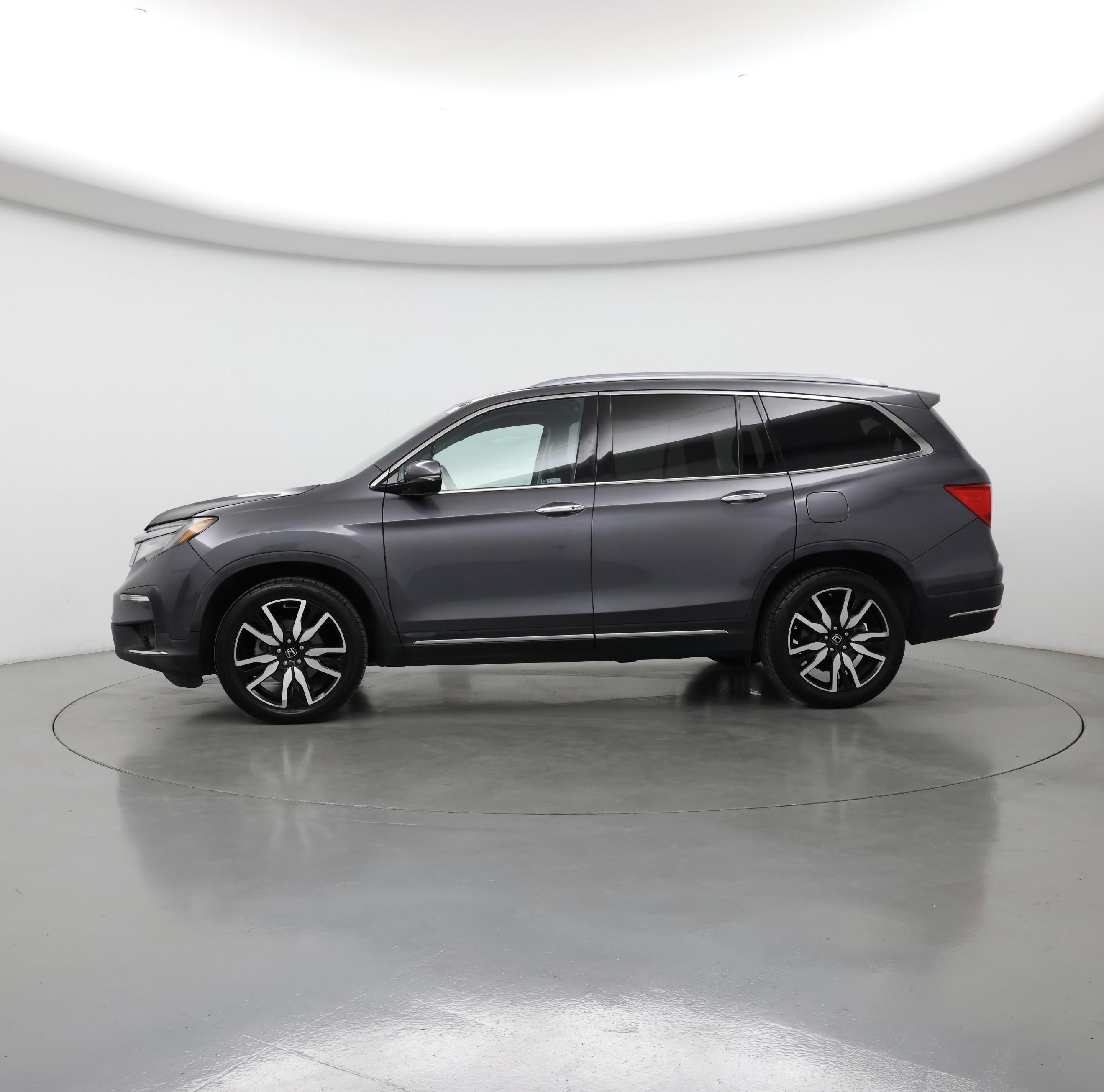 Thumbnail: 2019 Honda Pilot - 3
