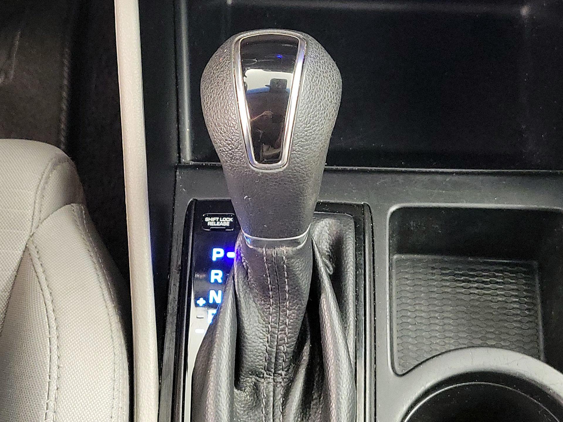 Thumbnail: 2019 Hyundai Tucson - 17
