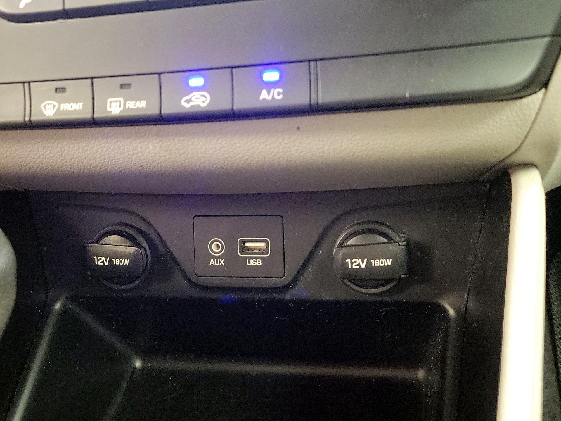 Thumbnail: 2019 Hyundai Tucson - 18