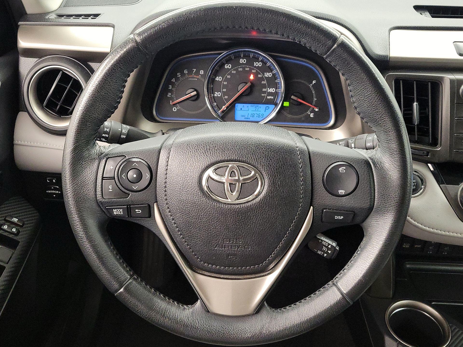 Thumbnail: 2013 Toyota RAV4 - 10