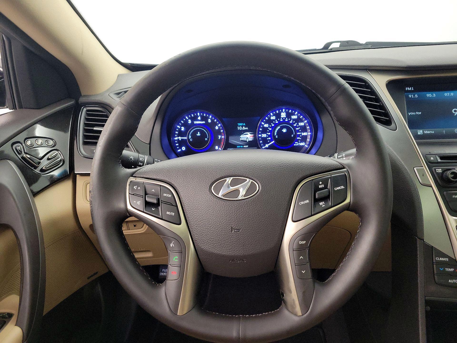 Thumbnail: 2014 Hyundai Azera - 10