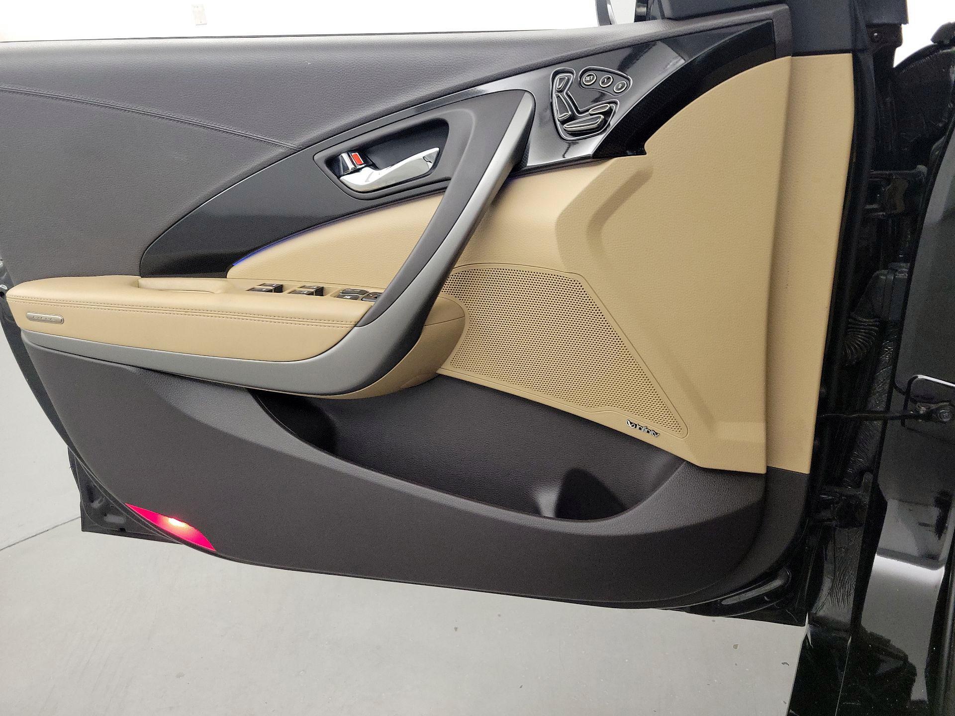 Thumbnail: 2014 Hyundai Azera - 12