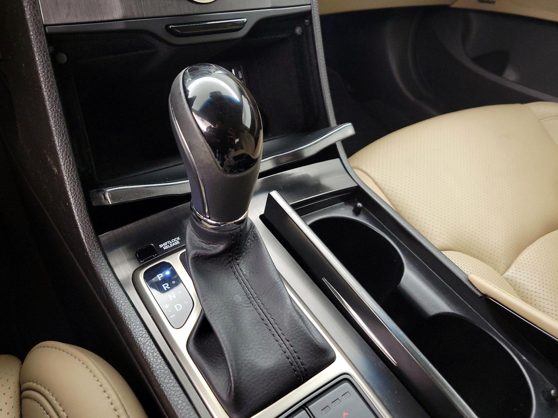 Thumbnail: 2014 Hyundai Azera - 17