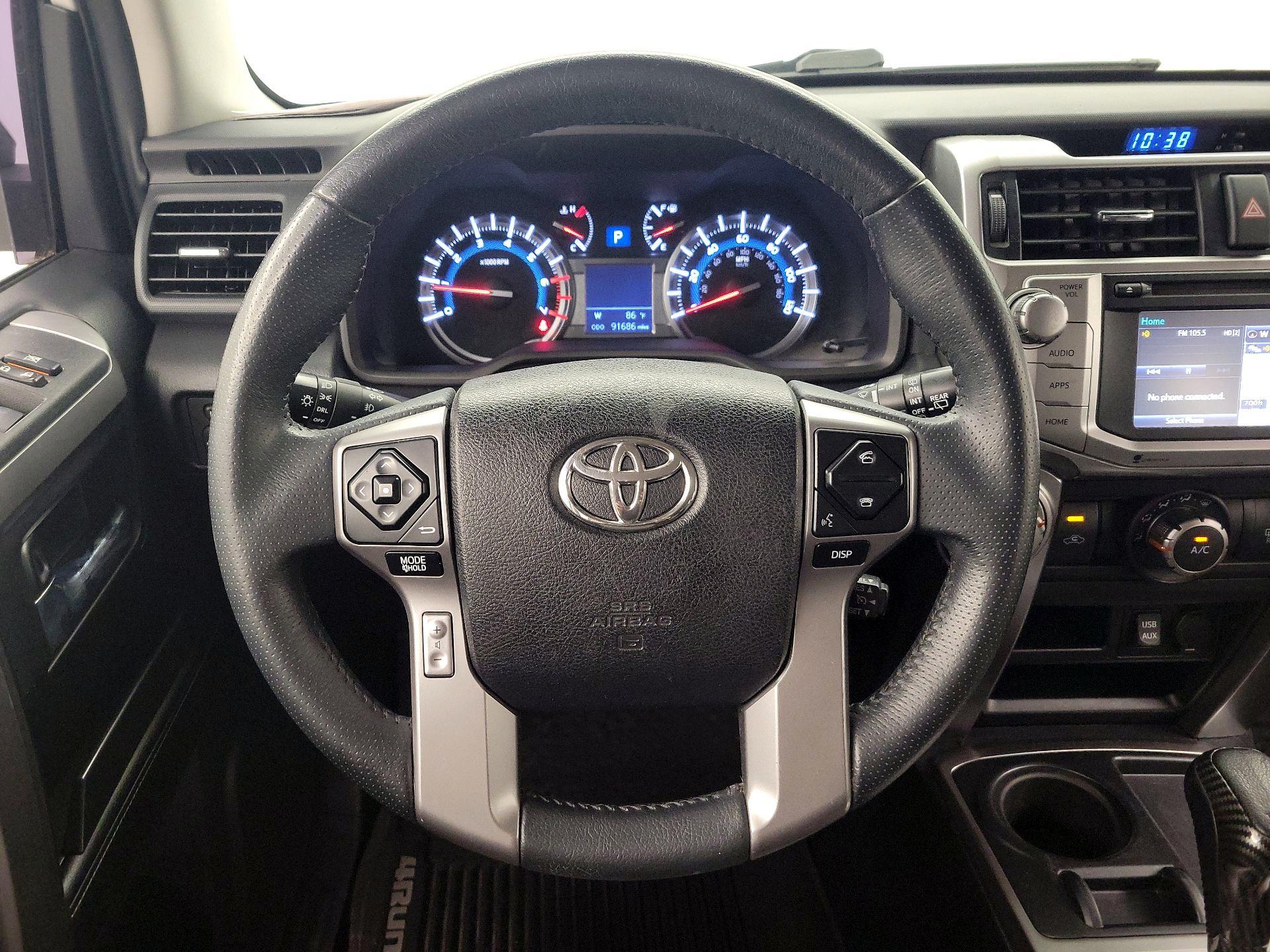 Thumbnail: 2016 Toyota 4Runner - 10