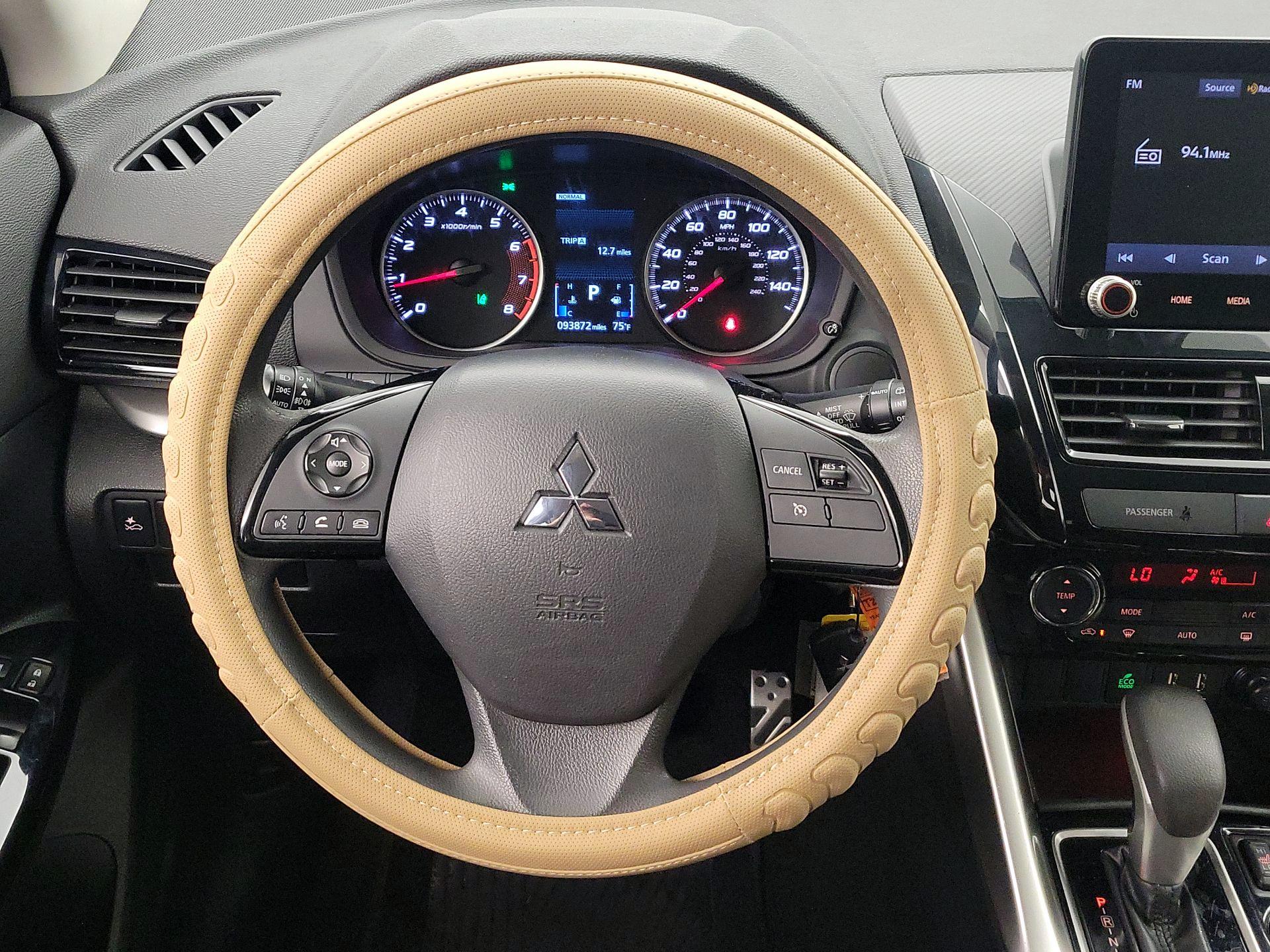 Thumbnail: 2022 Mitsubishi Eclipse Cross - 10