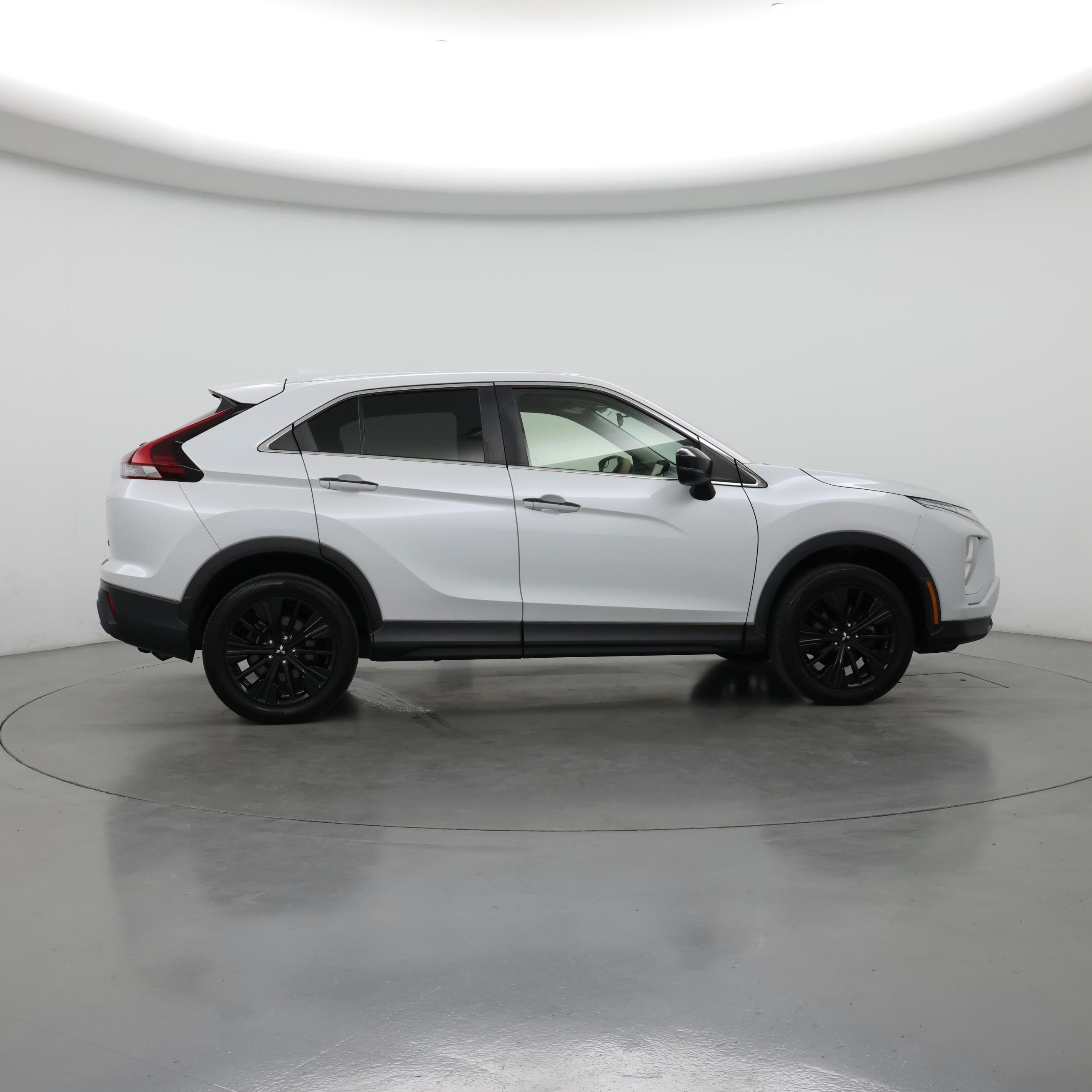 Thumbnail: 2022 Mitsubishi Eclipse Cross - 7