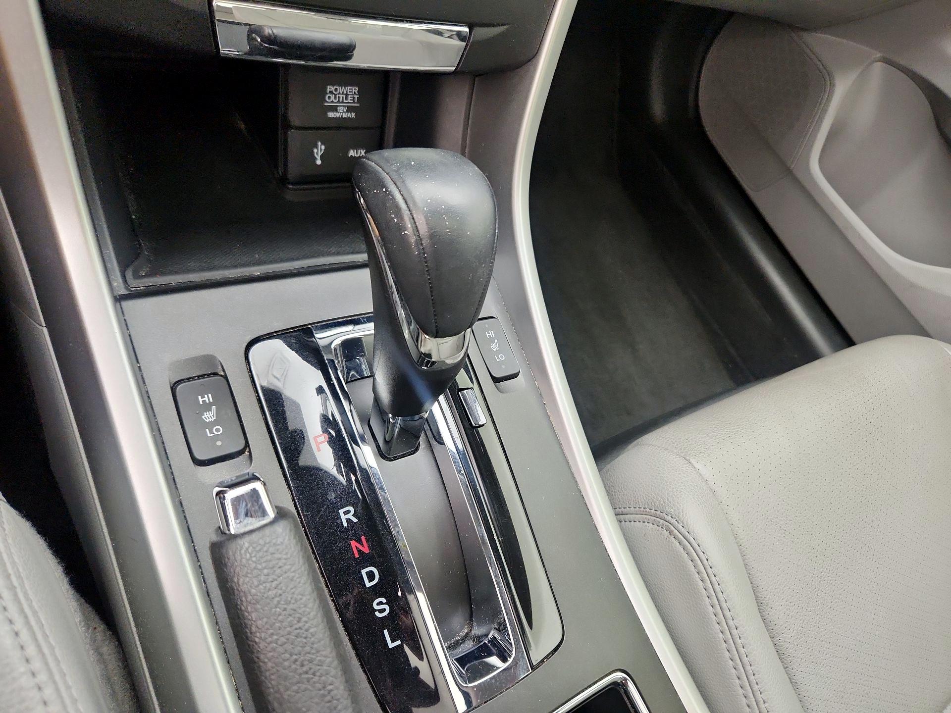 Thumbnail: 2015 Honda Accord - 17