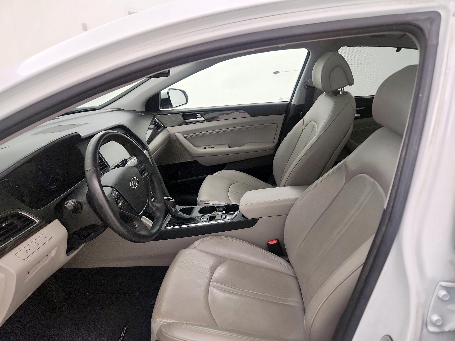 Thumbnail: 2015 Hyundai Sonata - 11