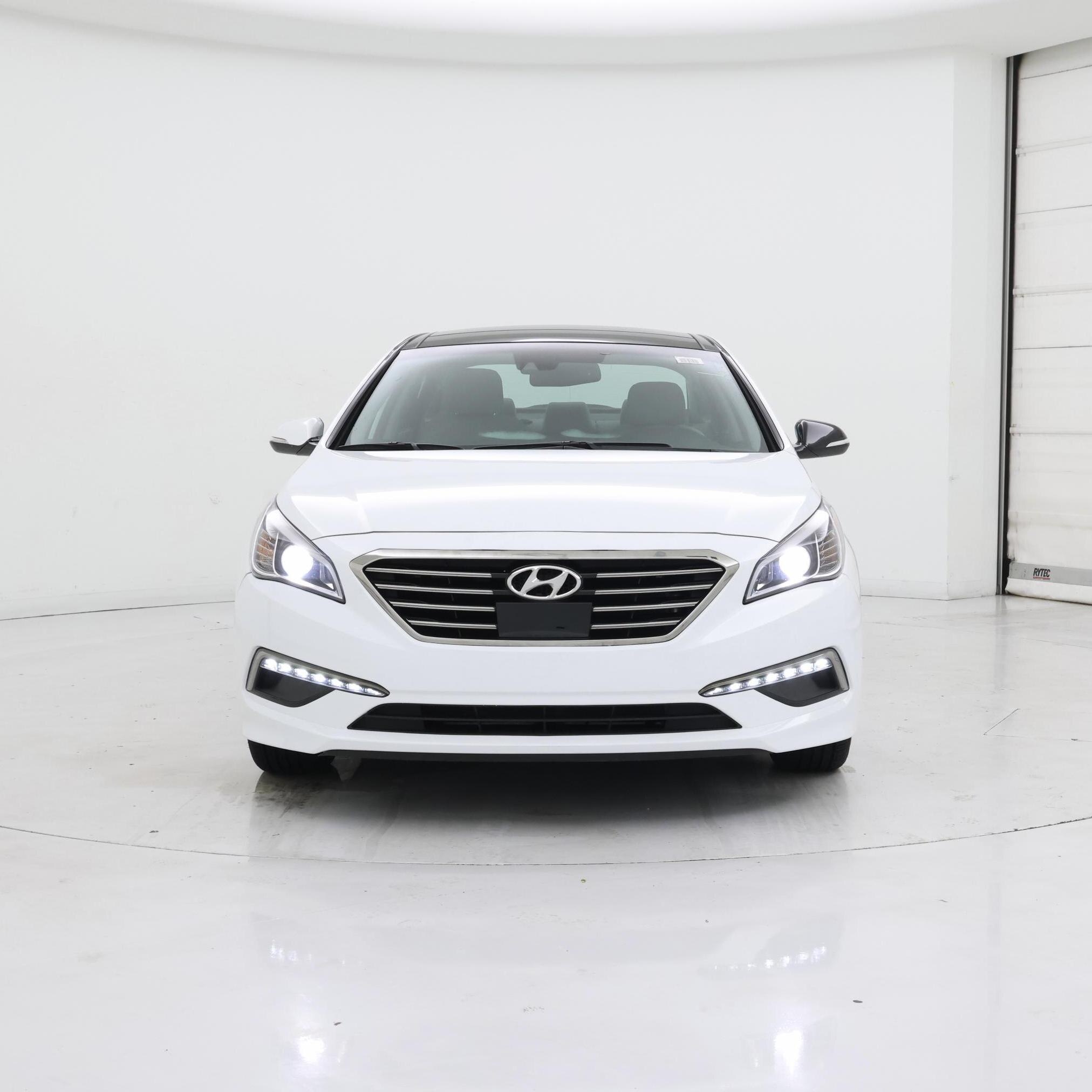 Thumbnail: 2015 Hyundai Sonata - 5