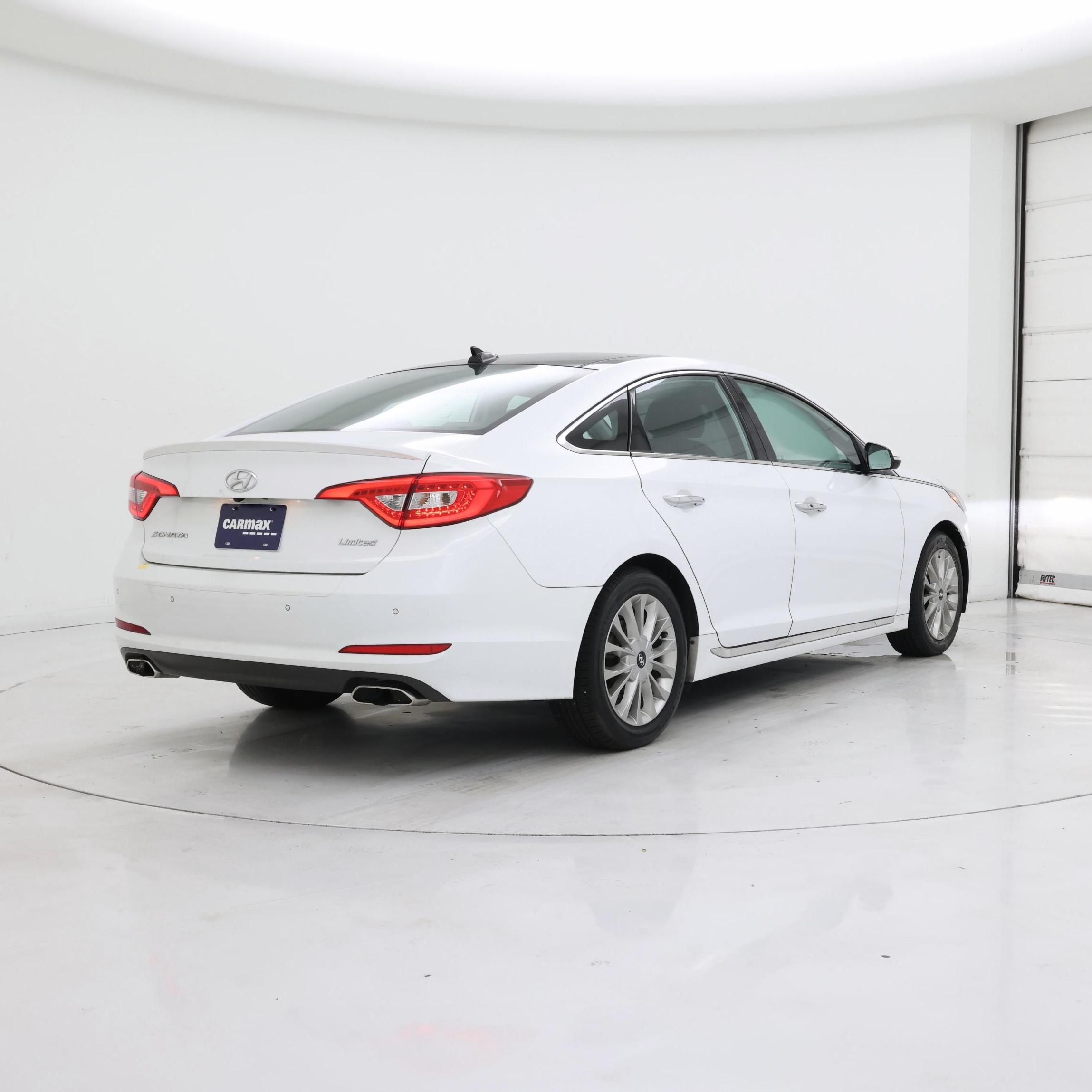 Thumbnail: 2015 Hyundai Sonata - 8
