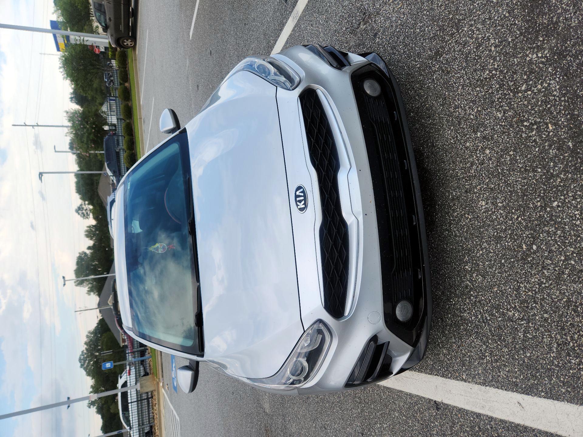 Thumbnail: 2021 Kia Forte - 9