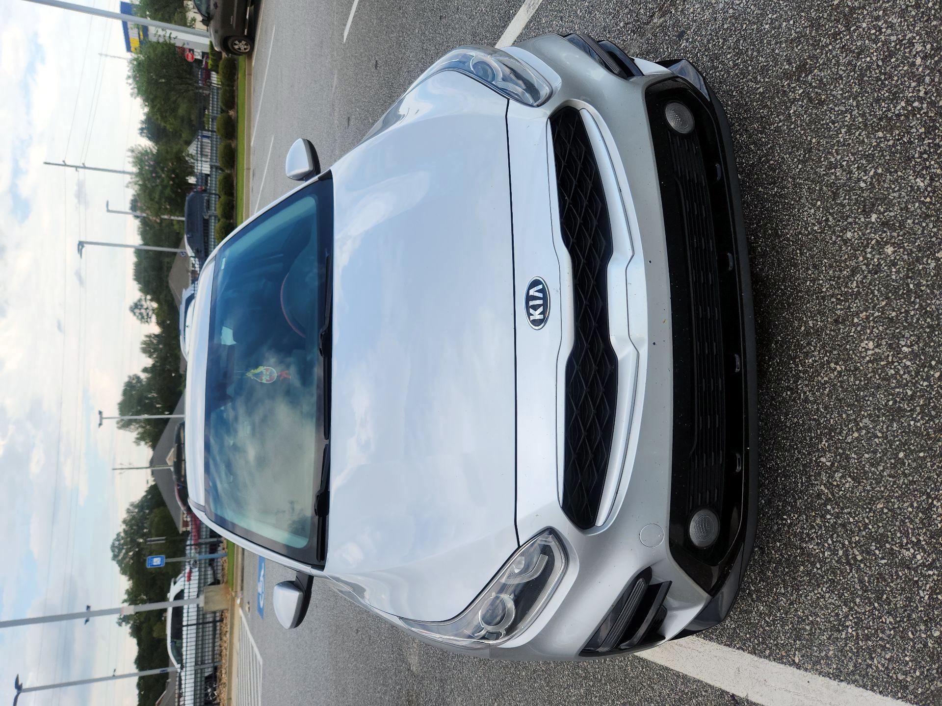 Thumbnail: 2021 Kia Forte - 14