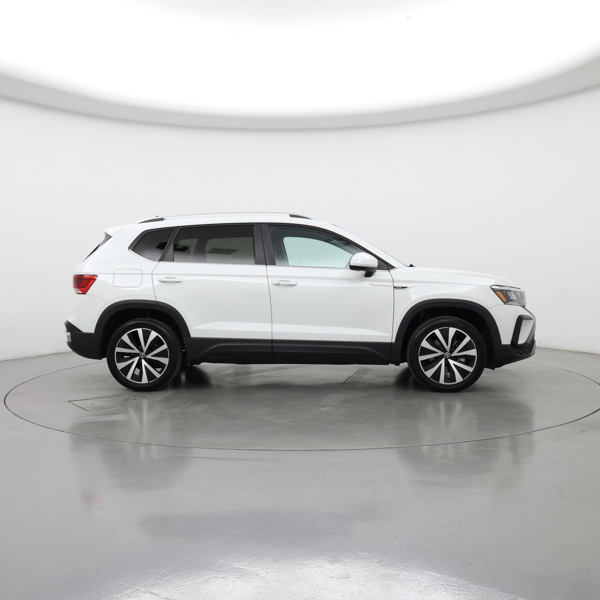 Thumbnail: 2022 Volkswagen Taos - 7