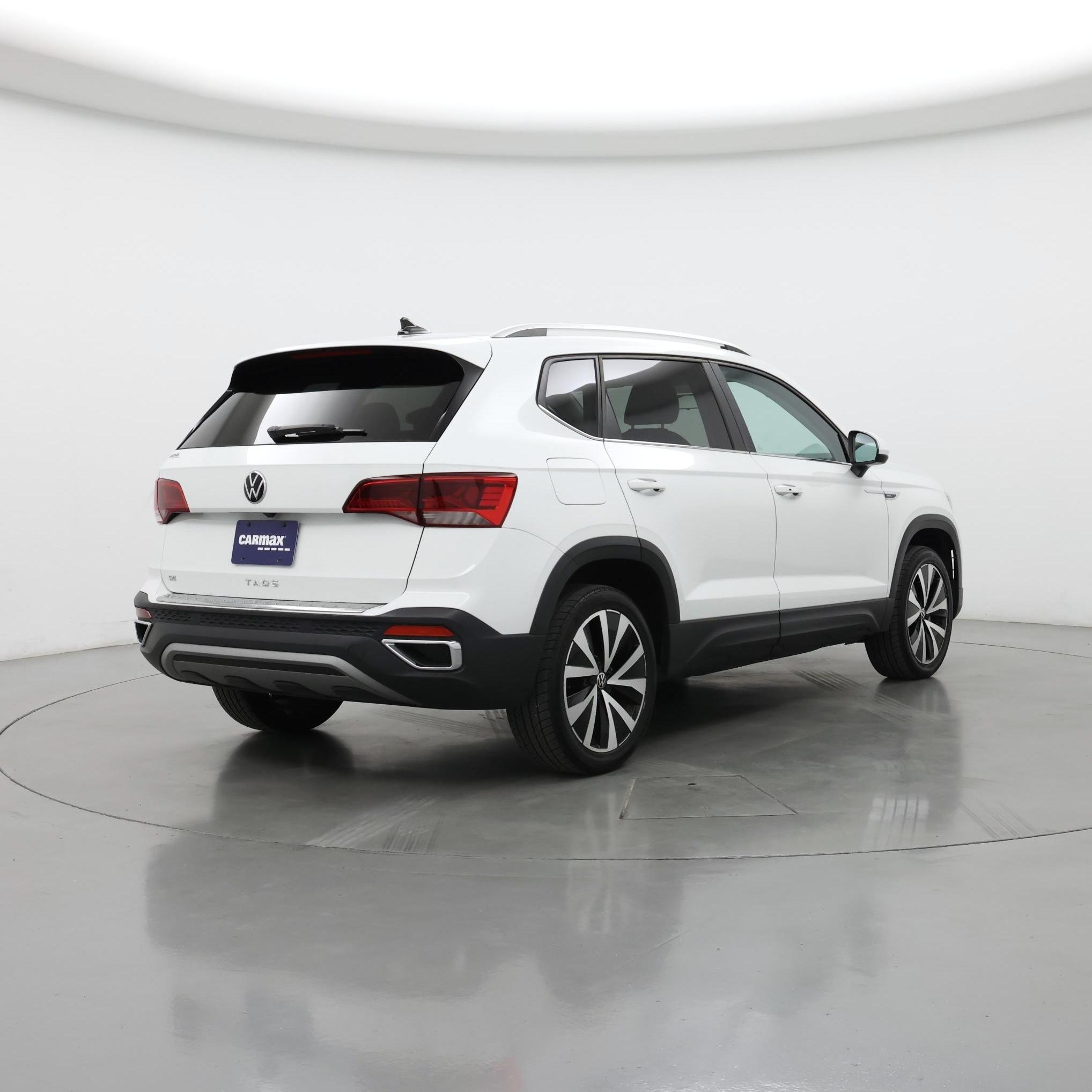 Thumbnail: 2022 Volkswagen Taos - 8
