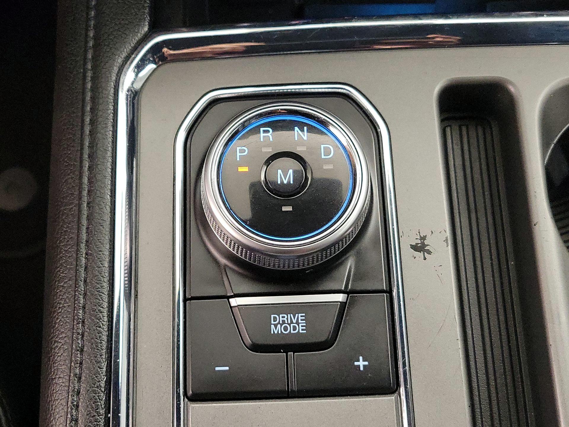 Thumbnail: 2019 Ford Expedition - 18