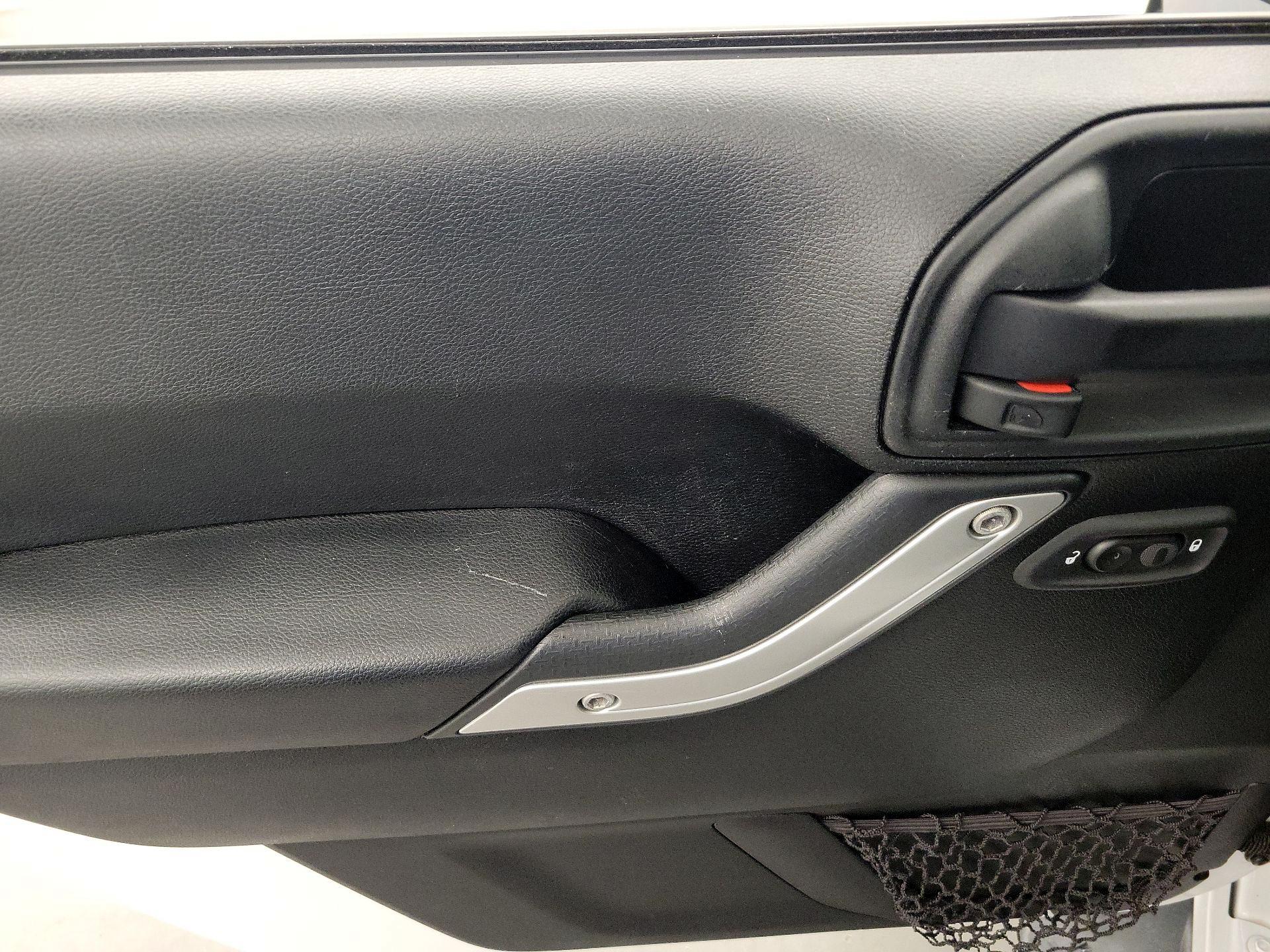 Thumbnail: 2016 Jeep Wrangler - 12