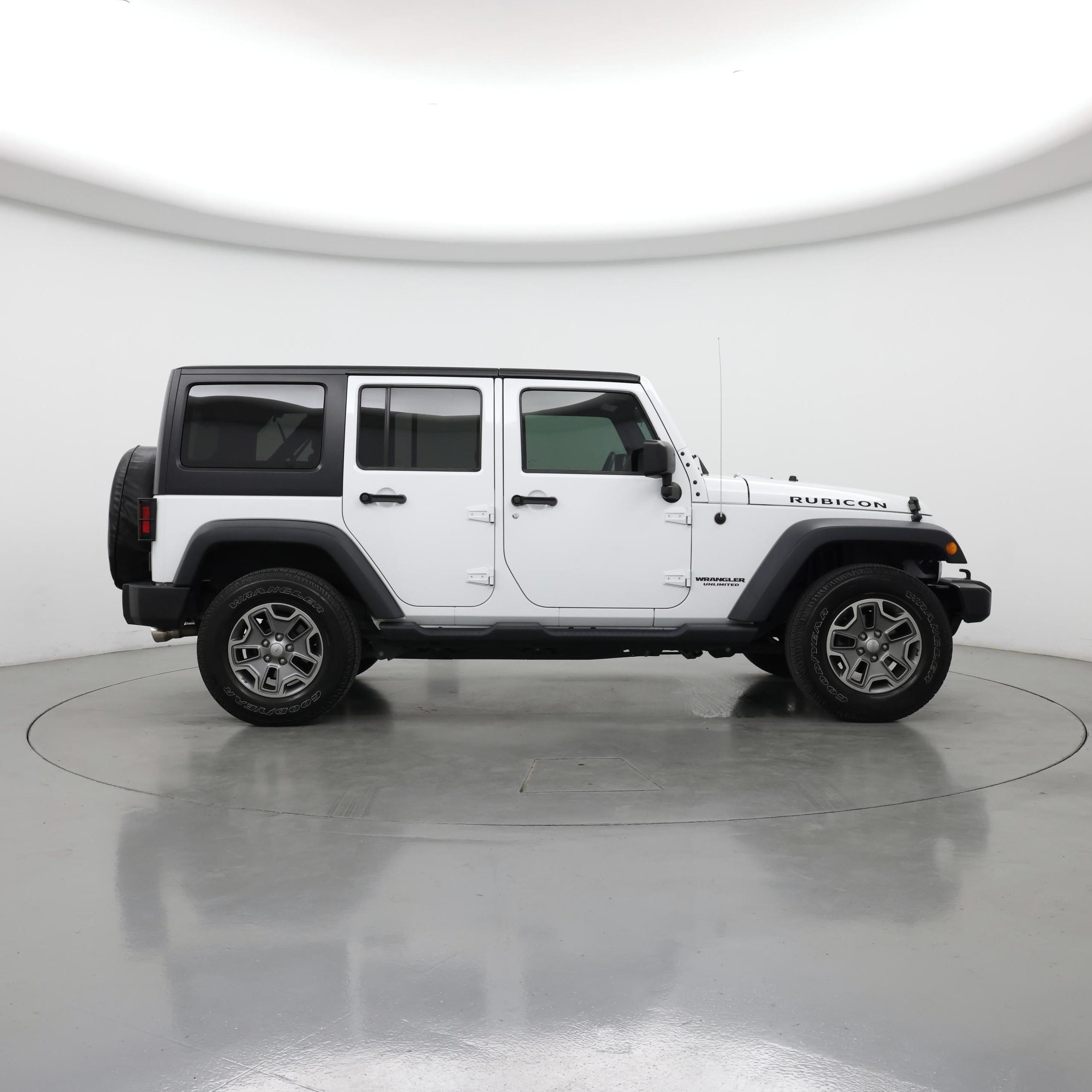Thumbnail: 2016 Jeep Wrangler - 7