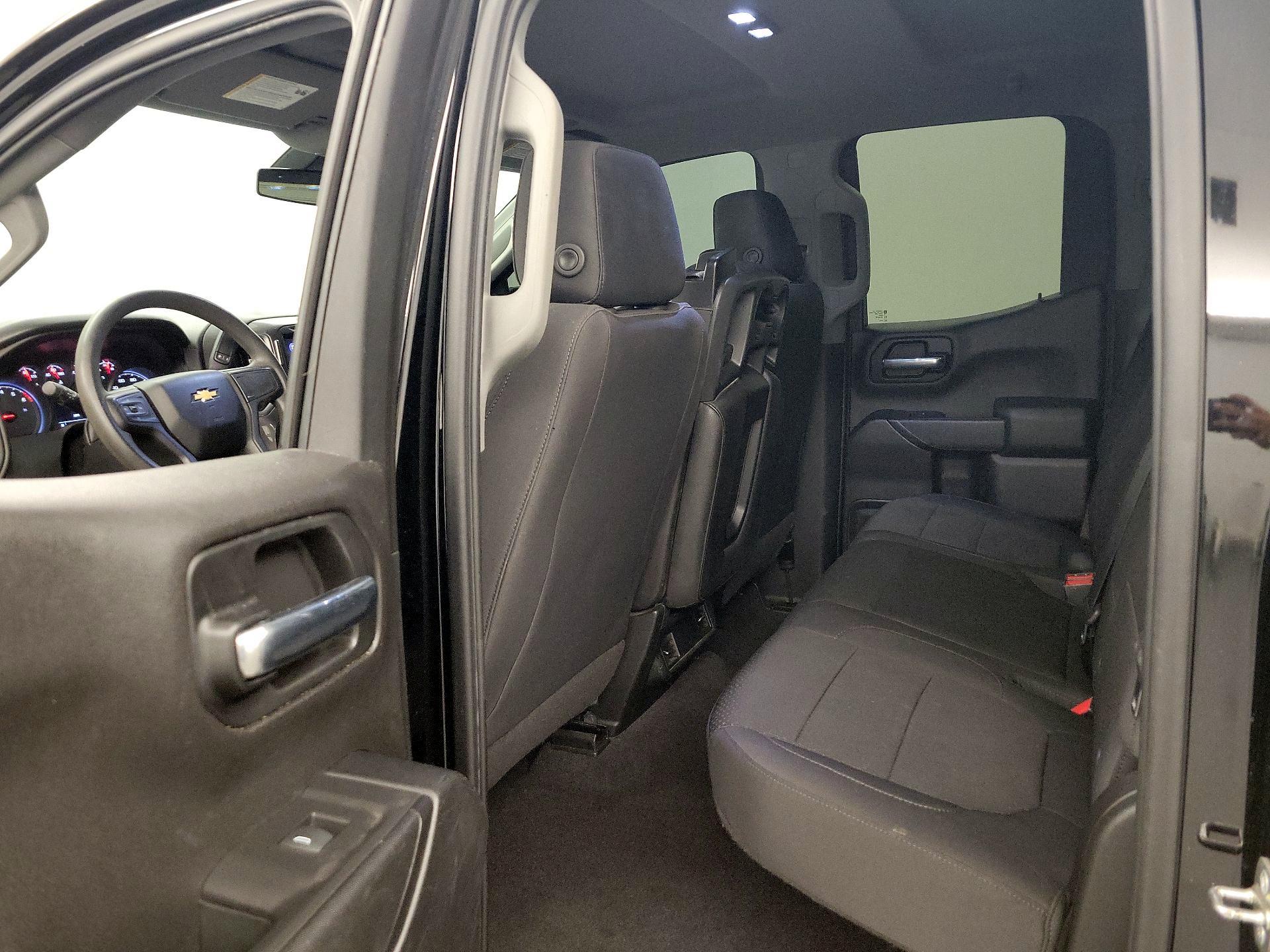 Thumbnail: 2020 Chevrolet Silverado 1500 - 19