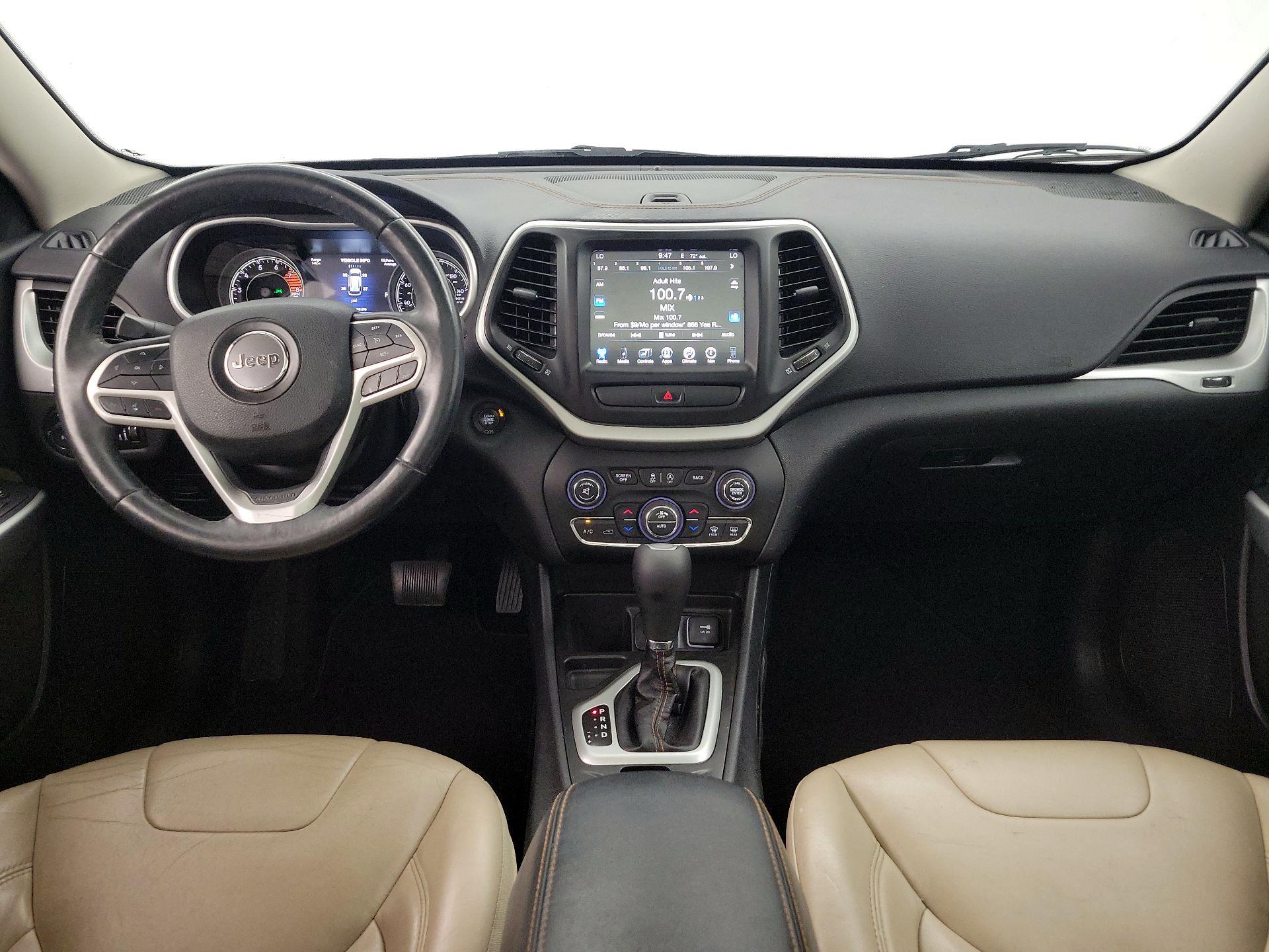 Thumbnail: 2017 Jeep Cherokee - 9