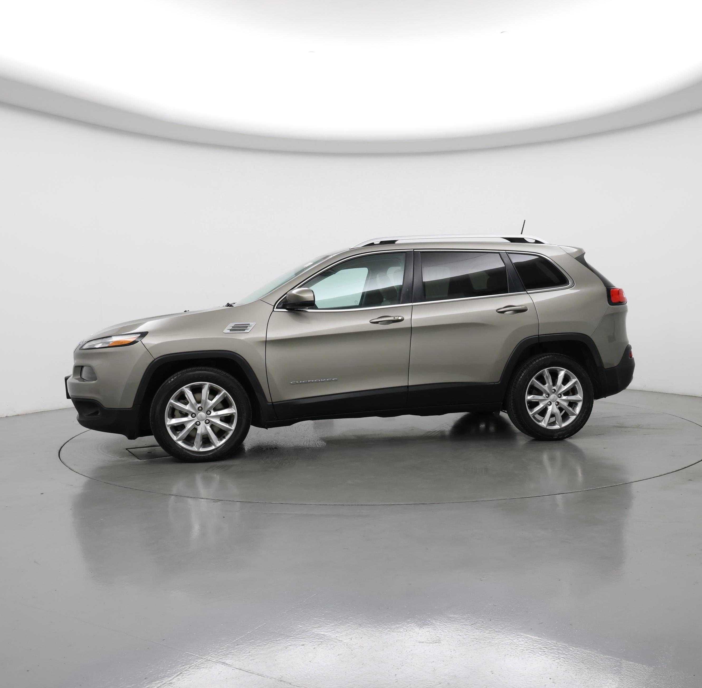 Thumbnail: 2017 Jeep Cherokee - 3