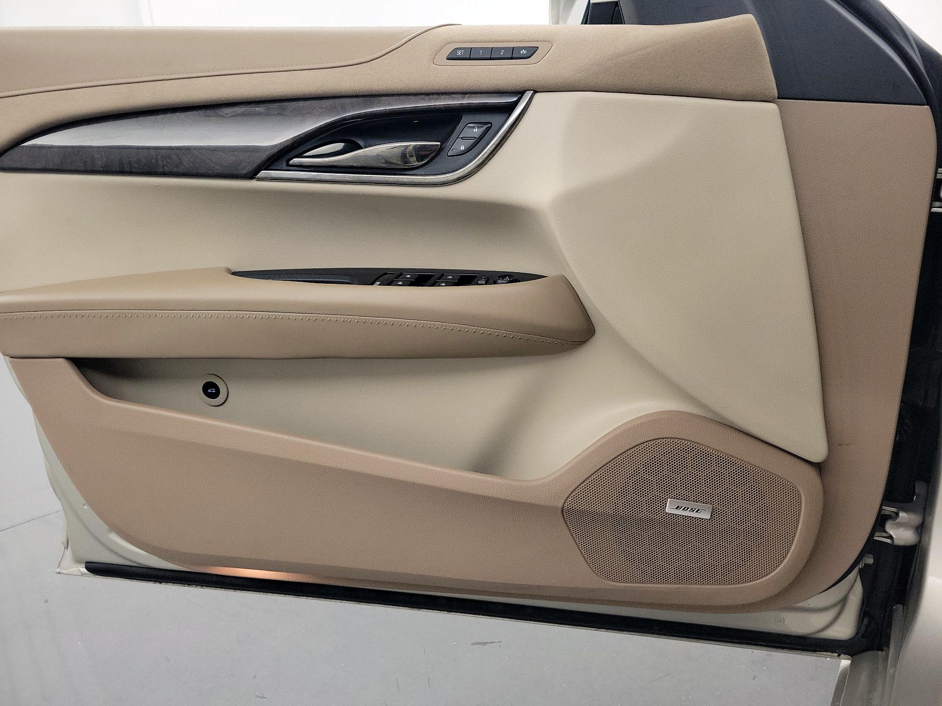Thumbnail: 2016 Cadillac ATS - 12