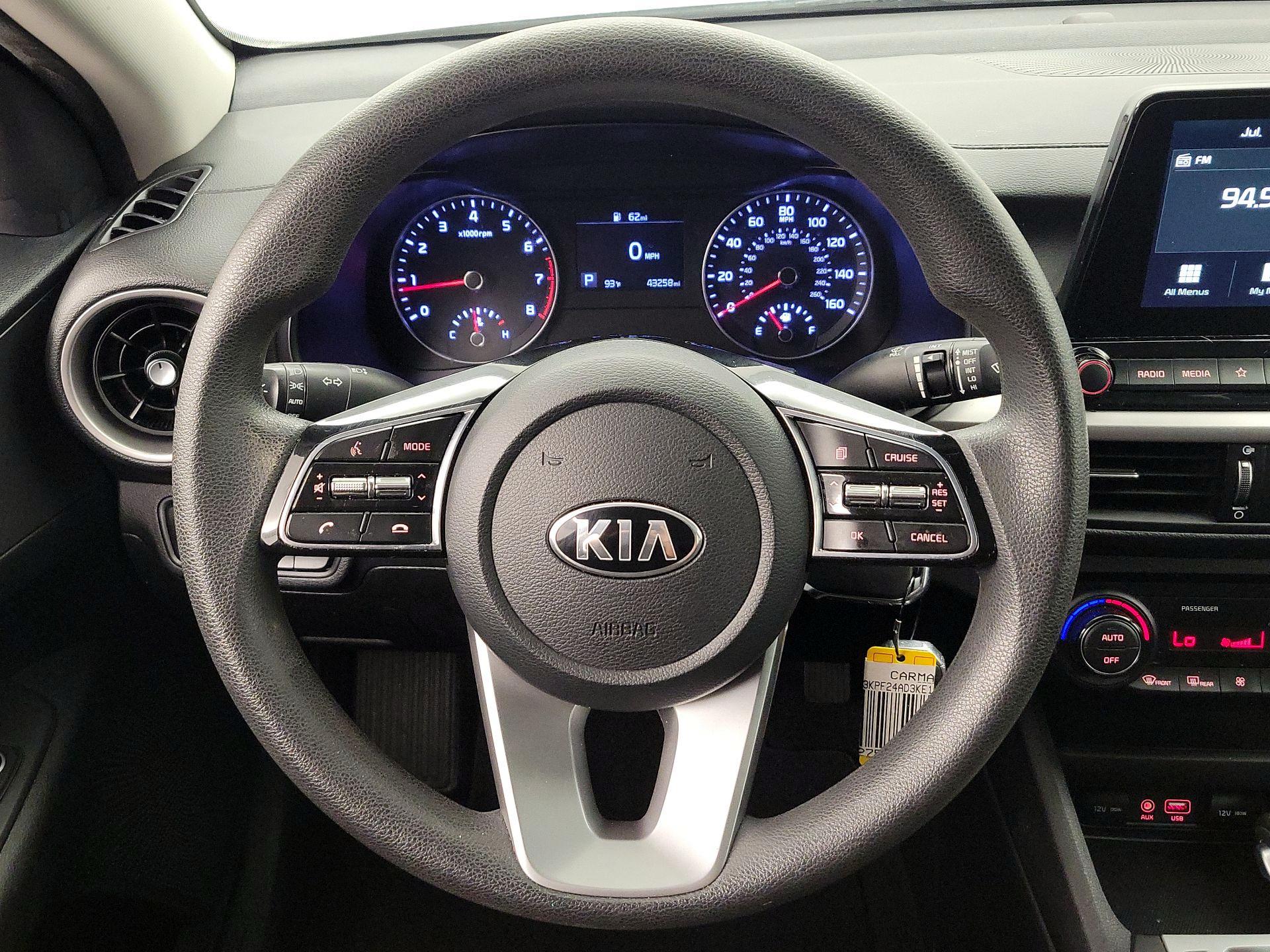 Thumbnail: 2019 Kia Forte - 10
