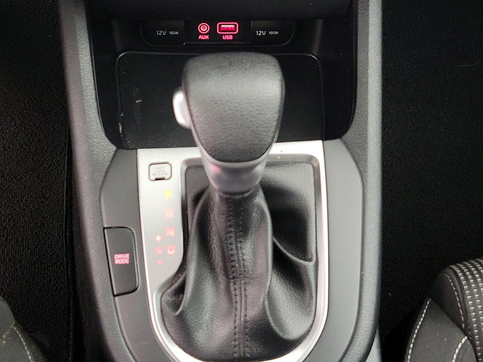 Thumbnail: 2019 Kia Forte - 17