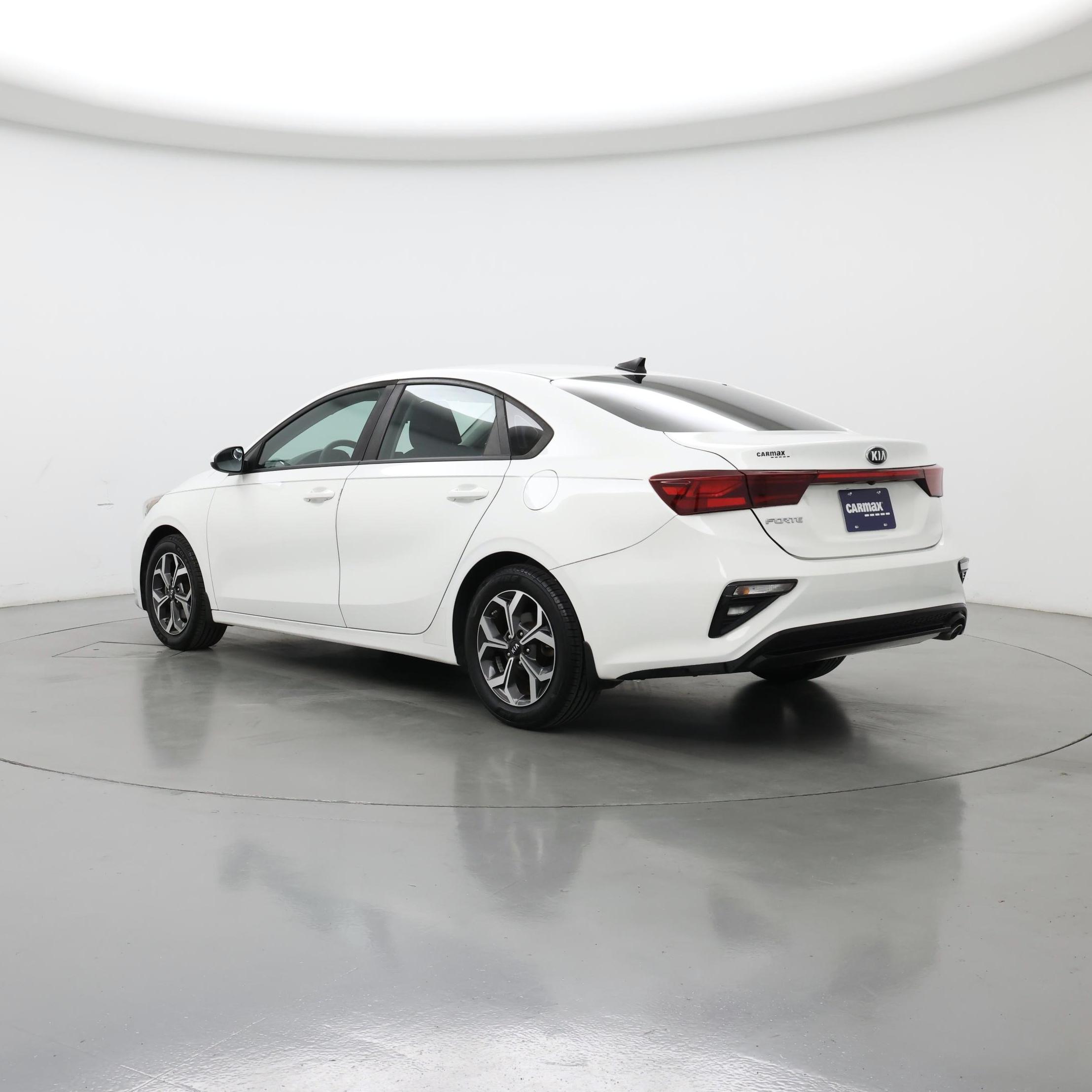 Thumbnail: 2019 Kia Forte - 2