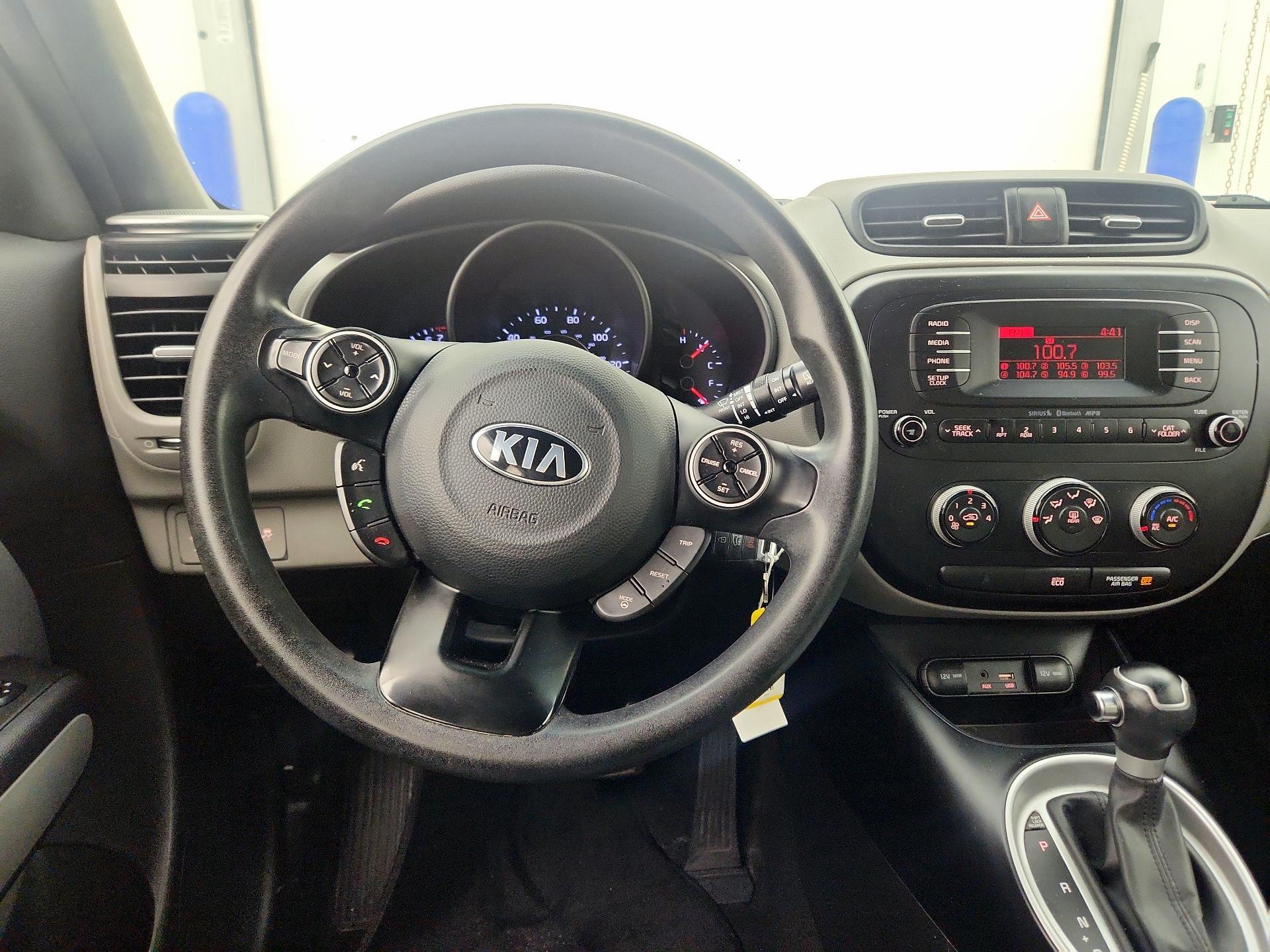 Thumbnail: 2016 Kia Soul - 10