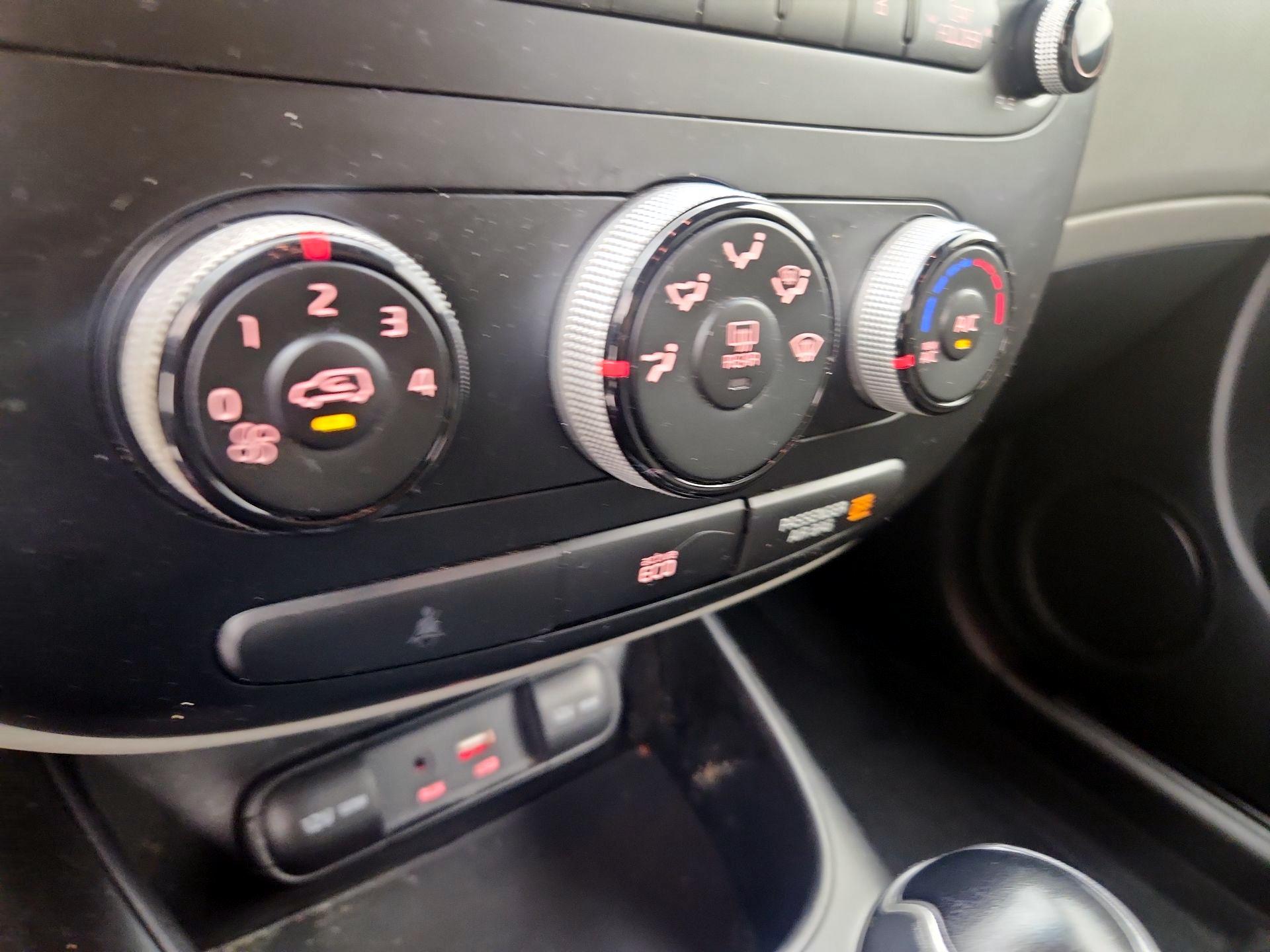 Thumbnail: 2016 Kia Soul - 15