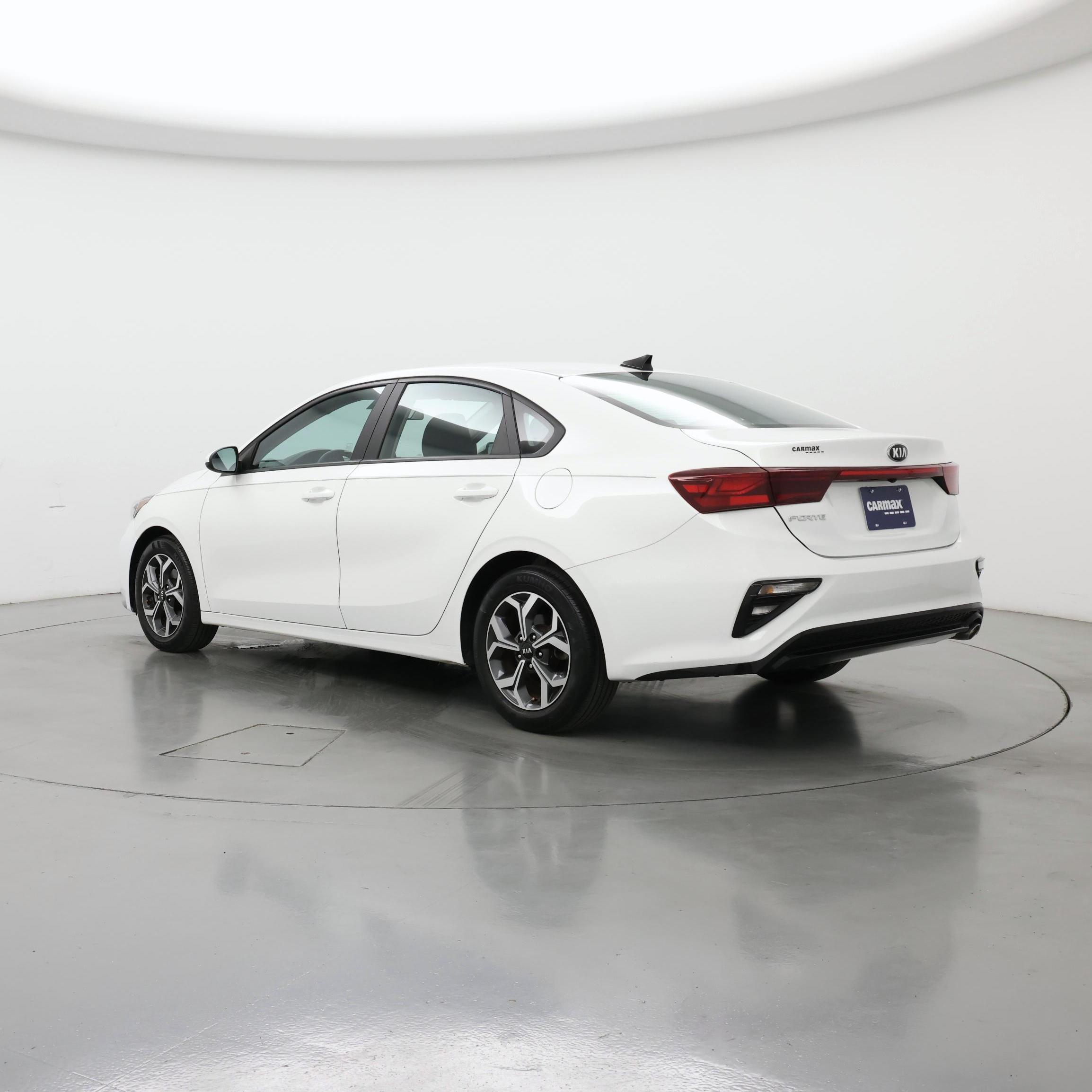 Thumbnail: 2021 Kia Forte - 2