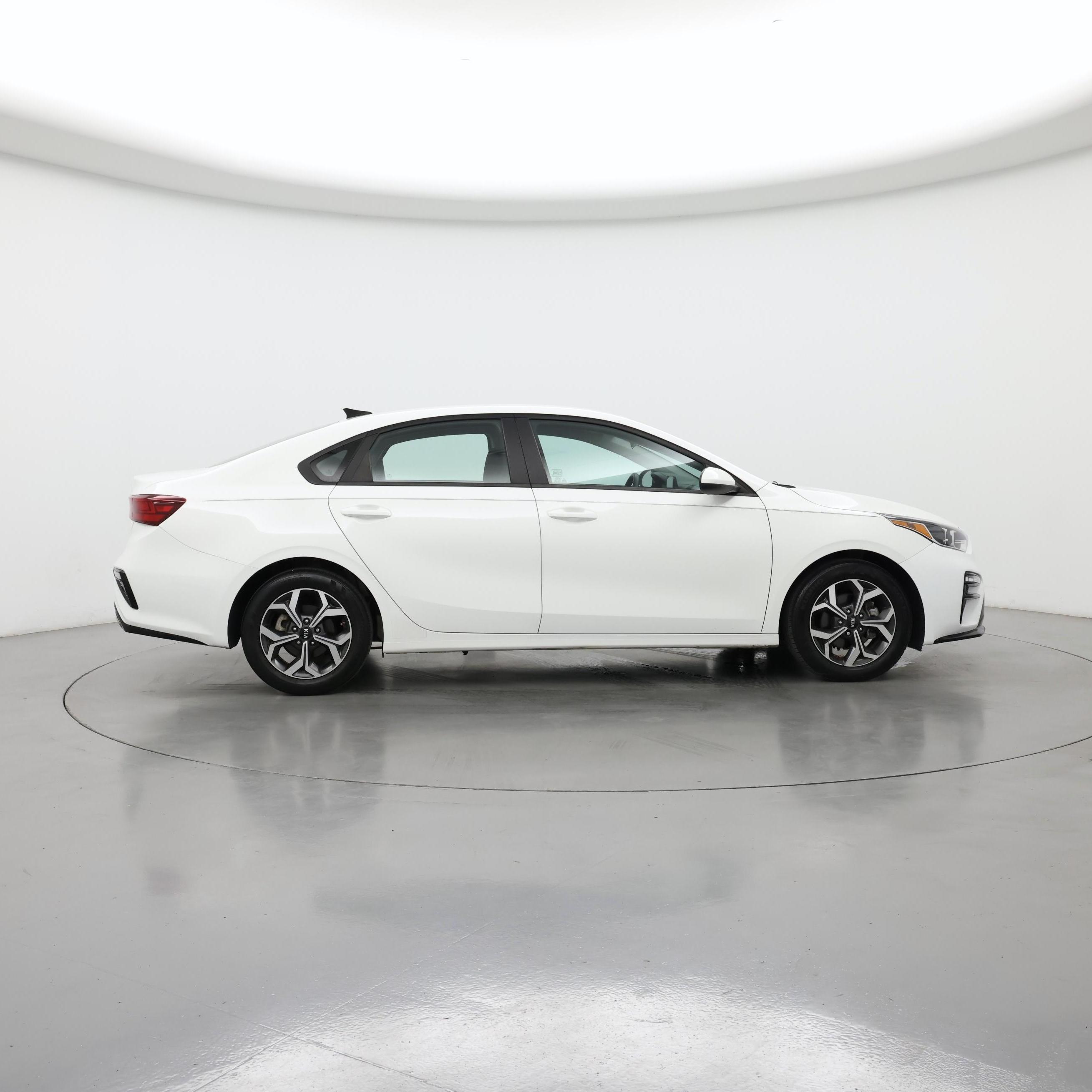 Thumbnail: 2021 Kia Forte - 7