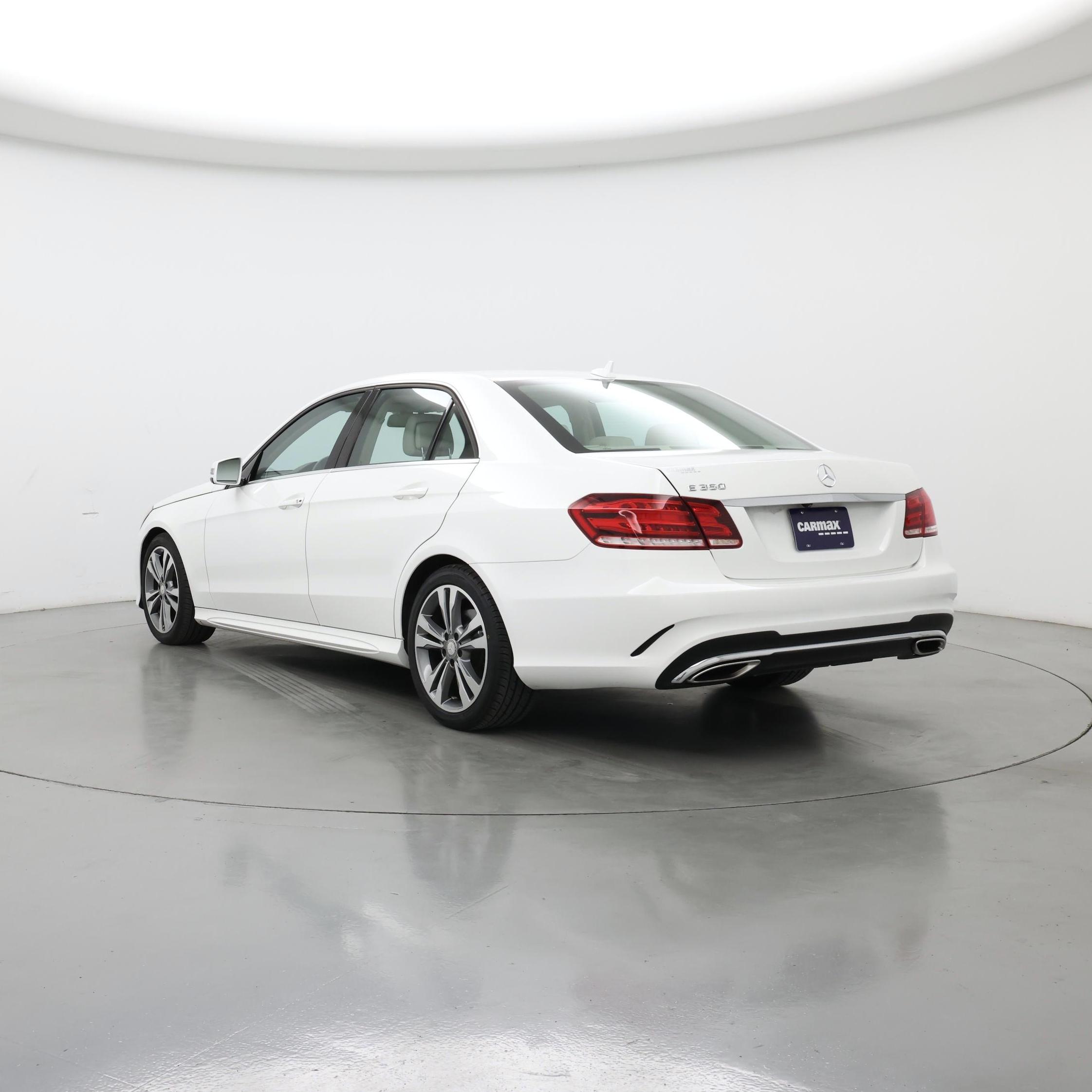Thumbnail: 2015 Mercedes-Benz E-Class - 2