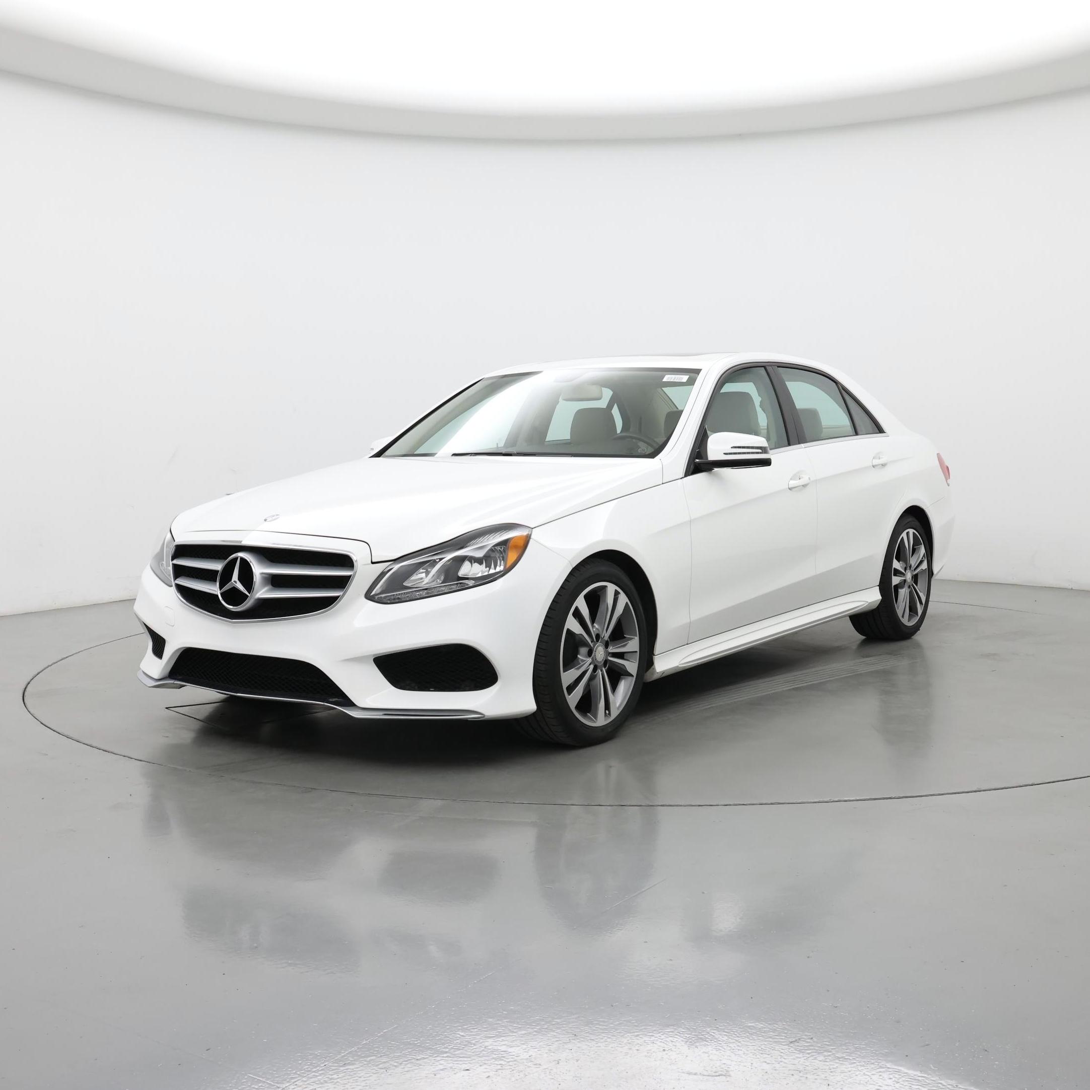 Thumbnail: 2015 Mercedes-Benz E-Class - 4