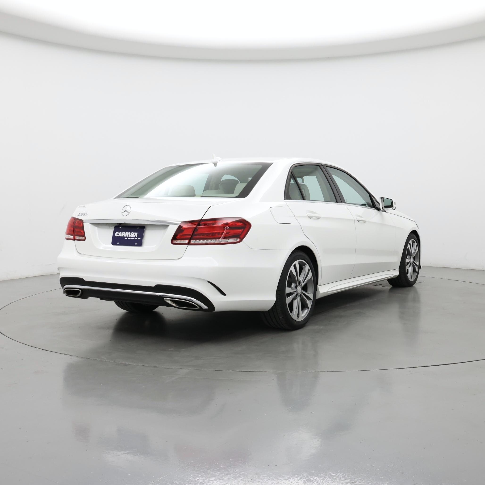 Thumbnail: 2015 Mercedes-Benz E-Class - 8