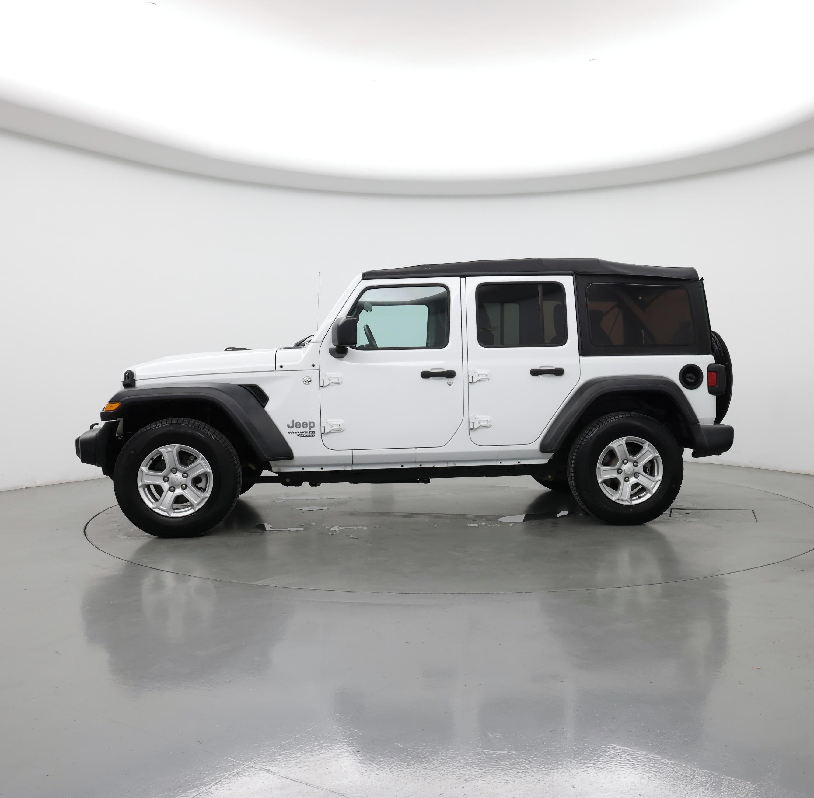 Thumbnail: 2019 Jeep Wrangler - 3