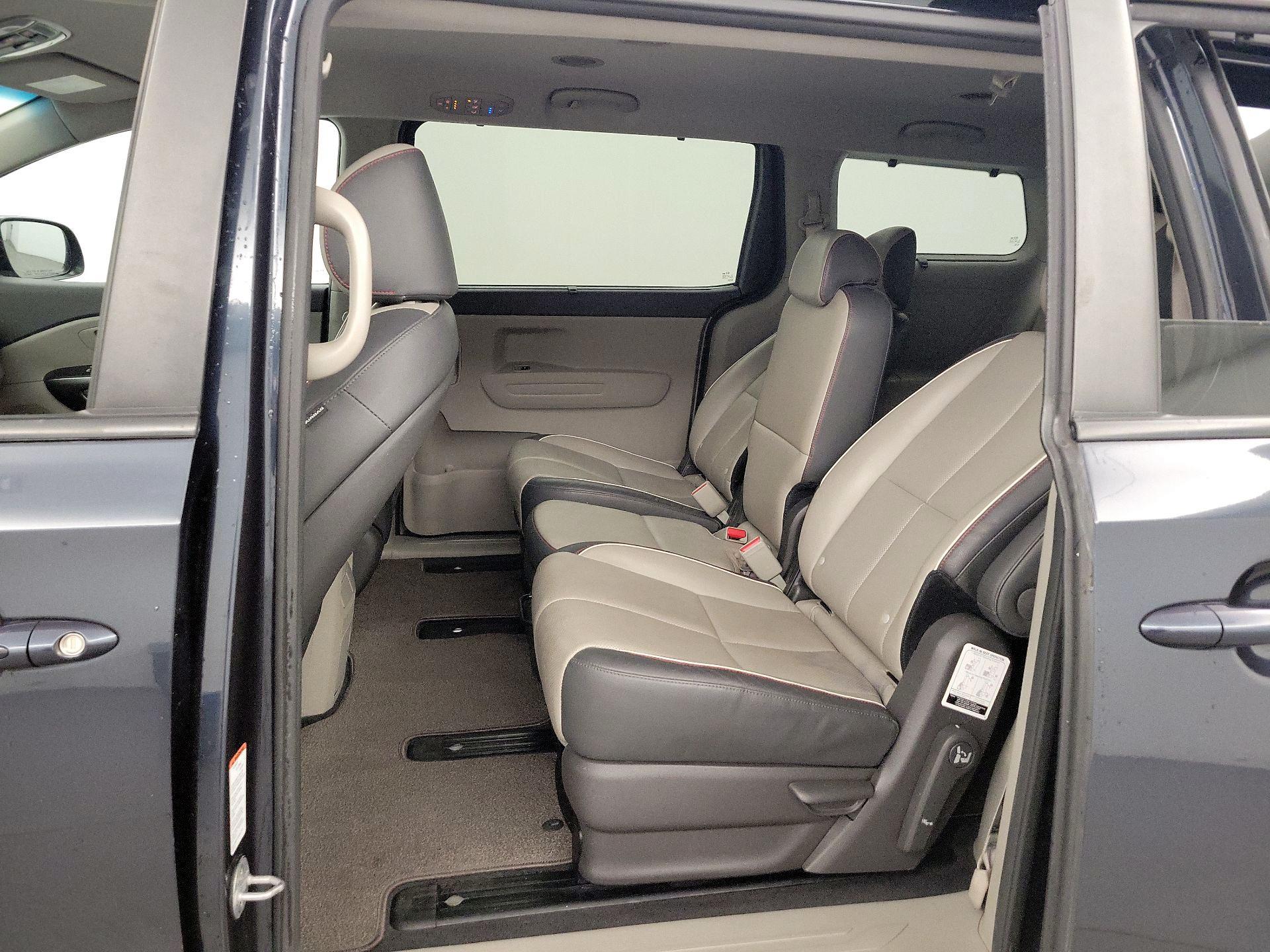 Thumbnail: 2017 Kia Sedona - 19