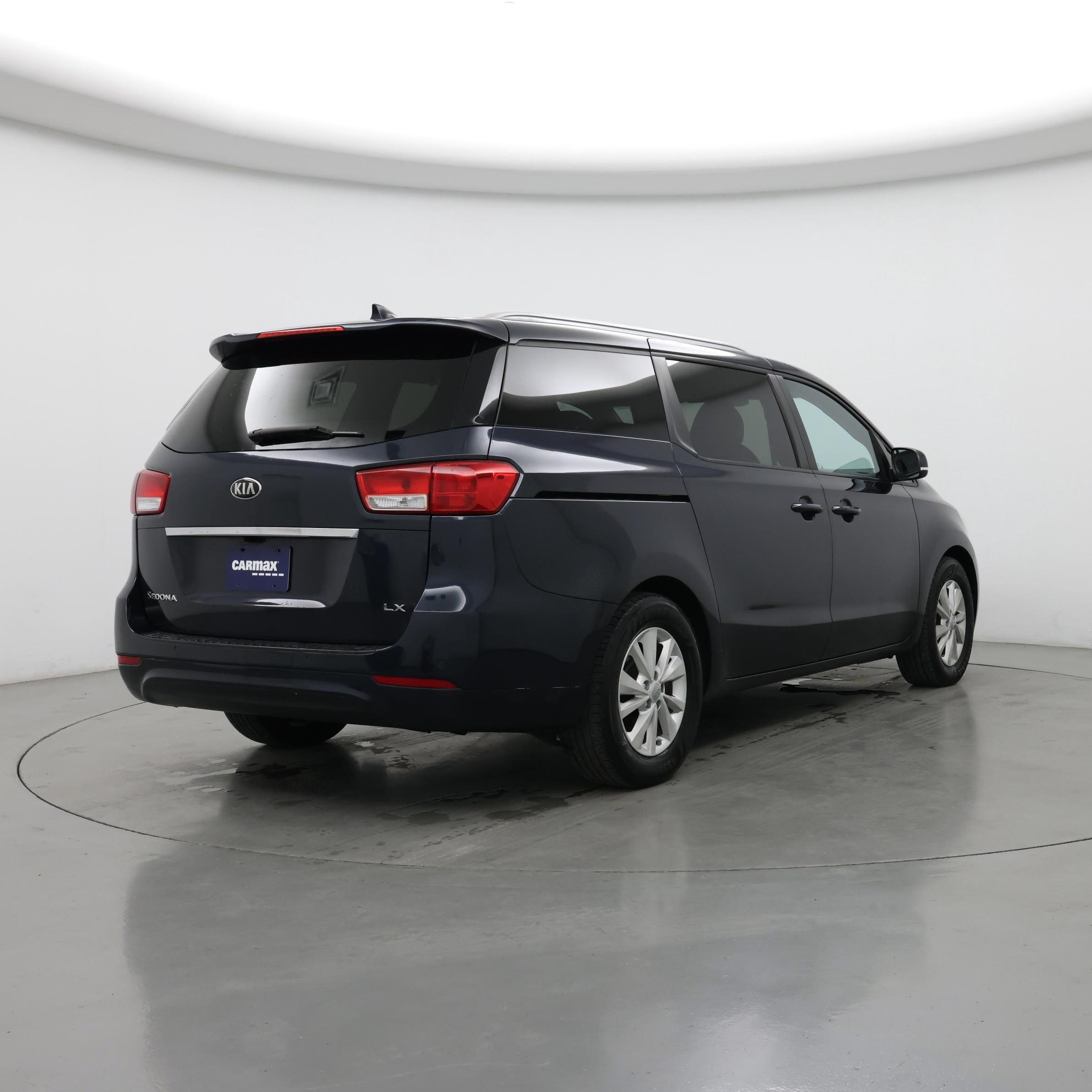 Thumbnail: 2017 Kia Sedona - 8