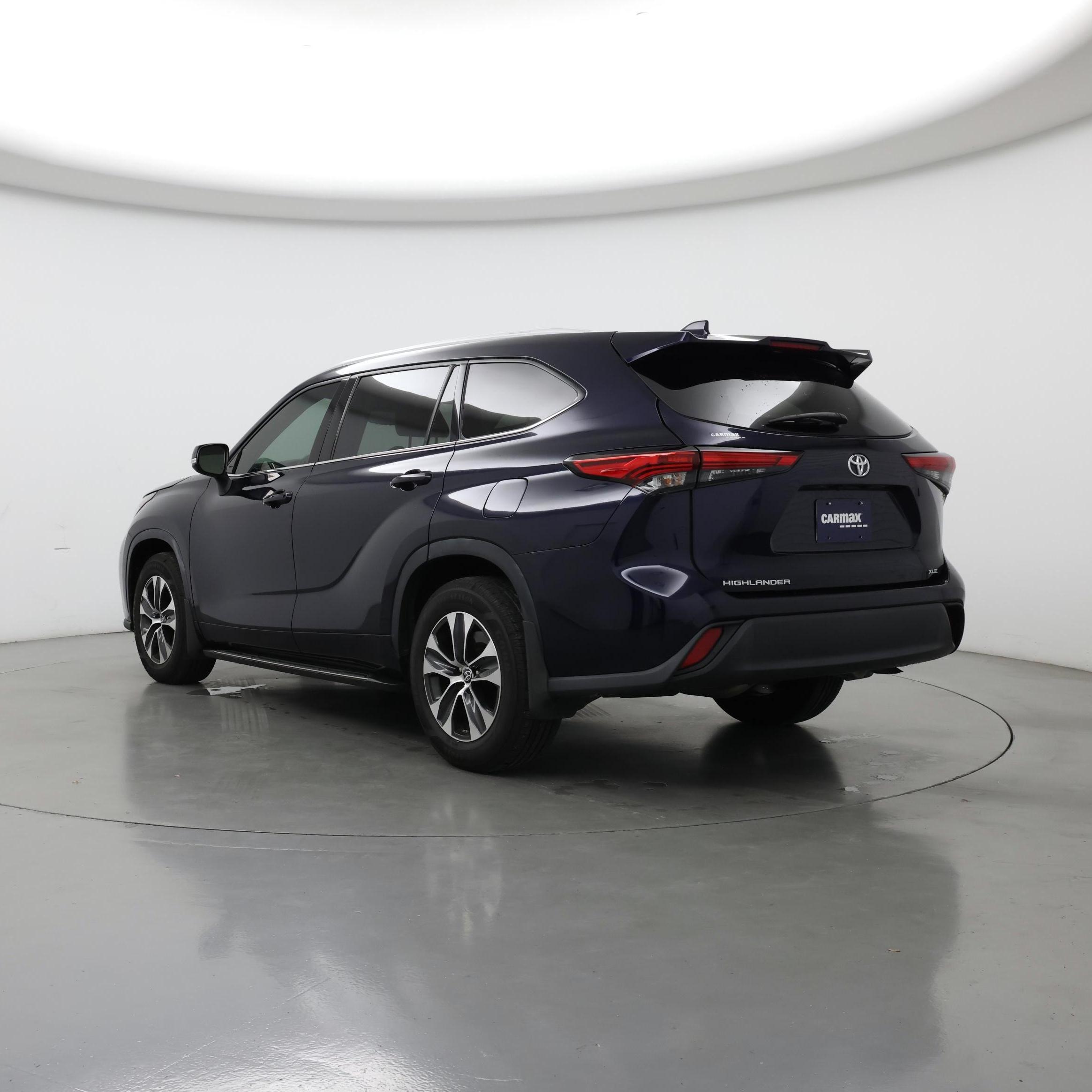 Thumbnail: 2022 Toyota Highlander - 2