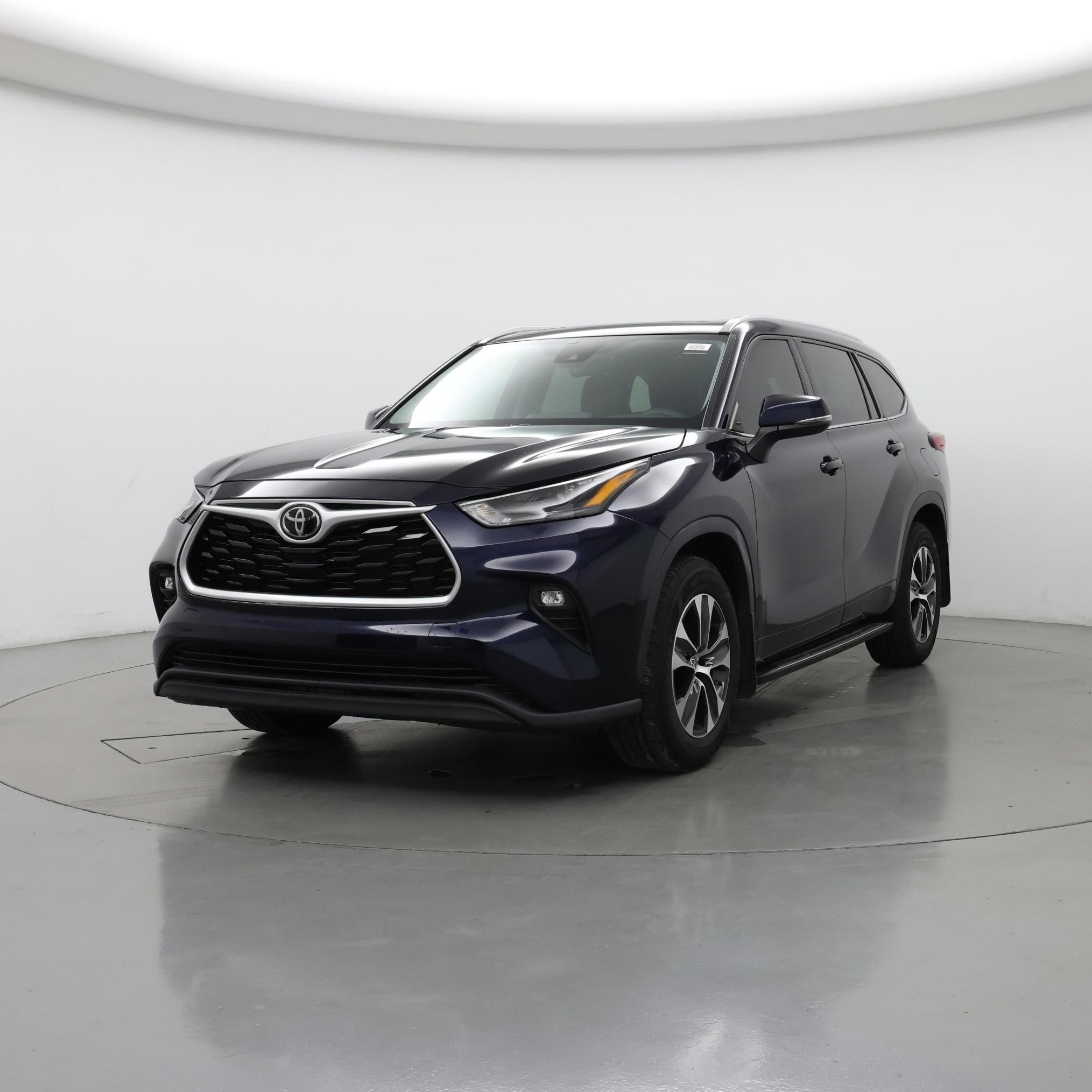 Thumbnail: 2022 Toyota Highlander - 4