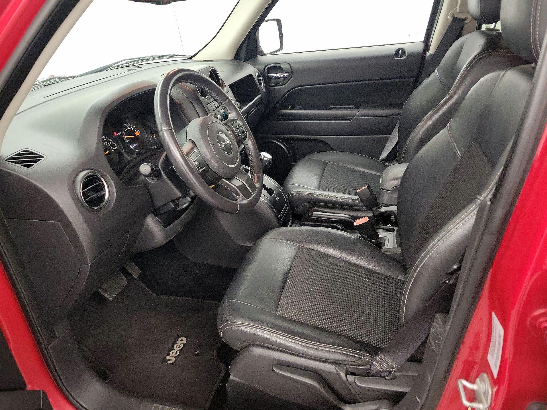 Thumbnail: 2017 Jeep Patriot - 11