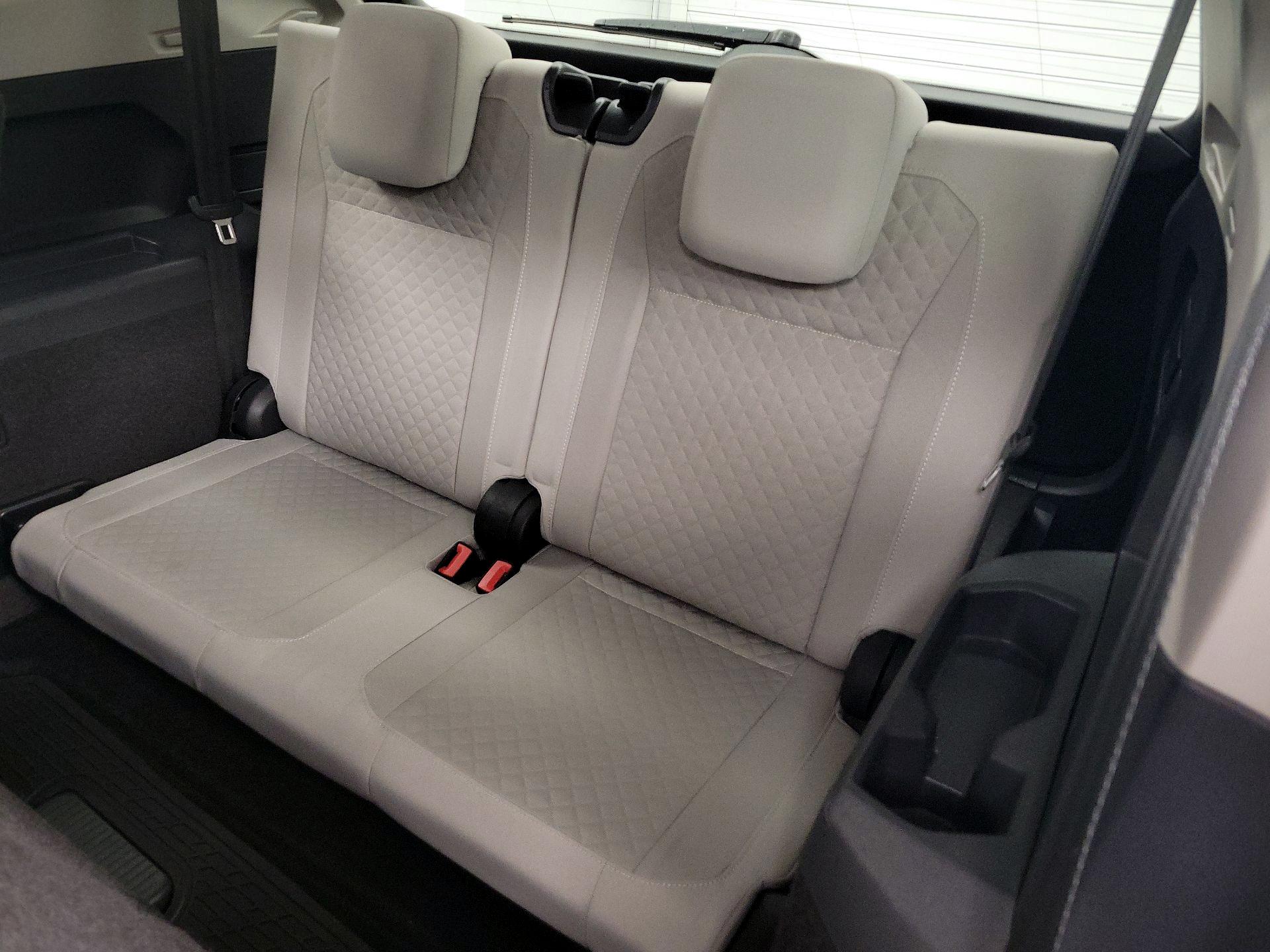 Thumbnail: 2019 Volkswagen Tiguan - 20