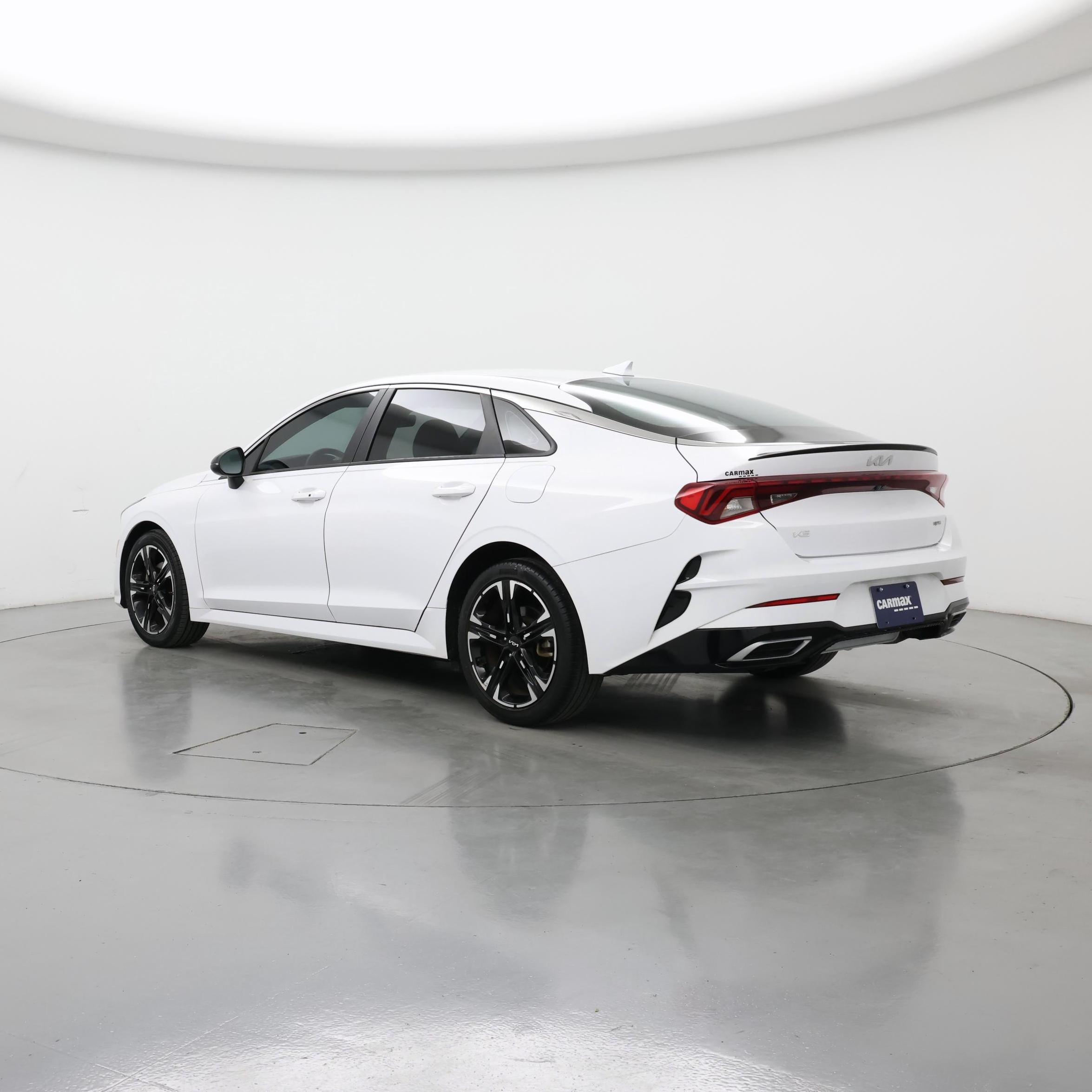 Thumbnail: 2023 Kia K5 - 2