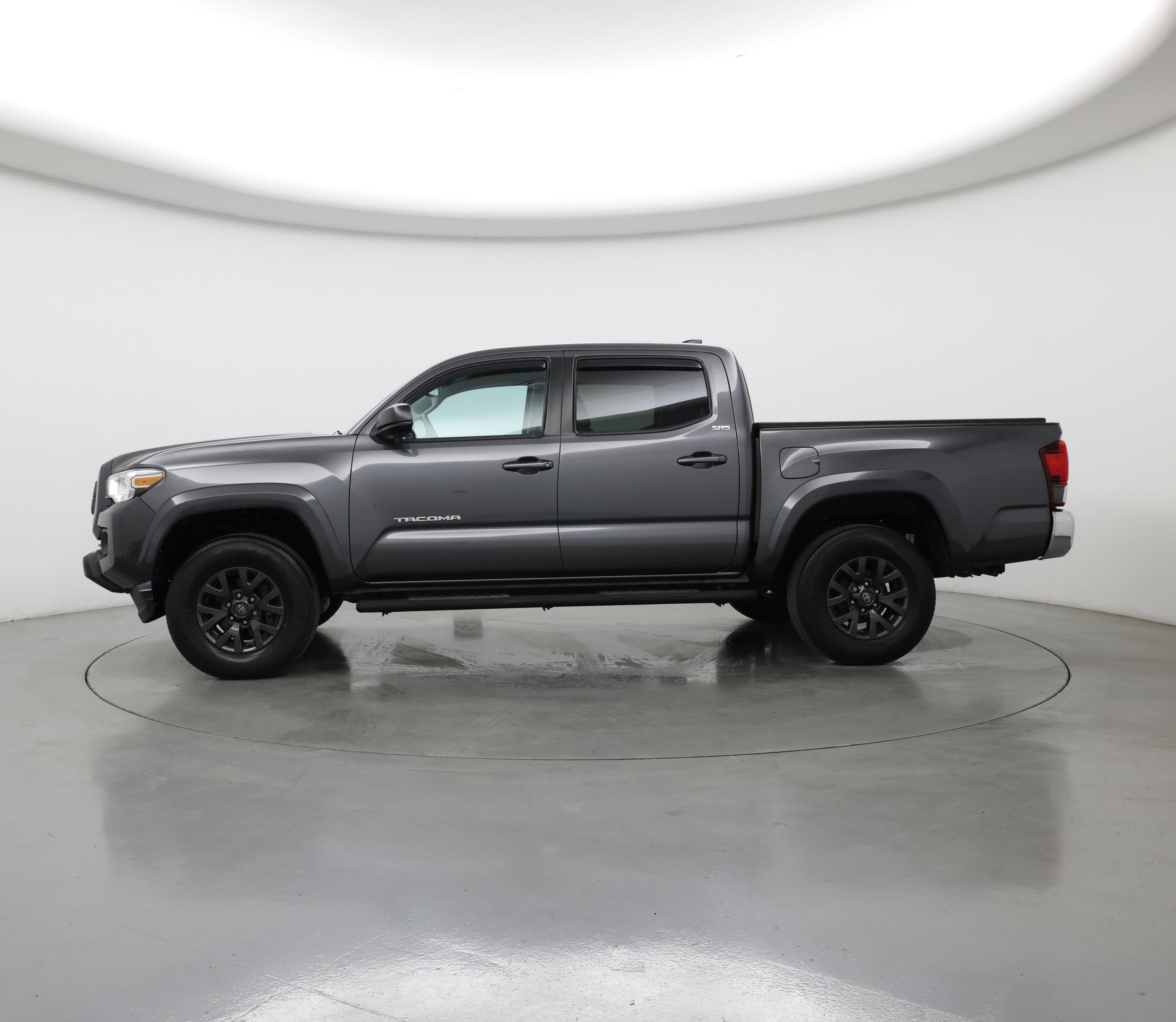 Thumbnail: 2021 Toyota Tacoma - 3