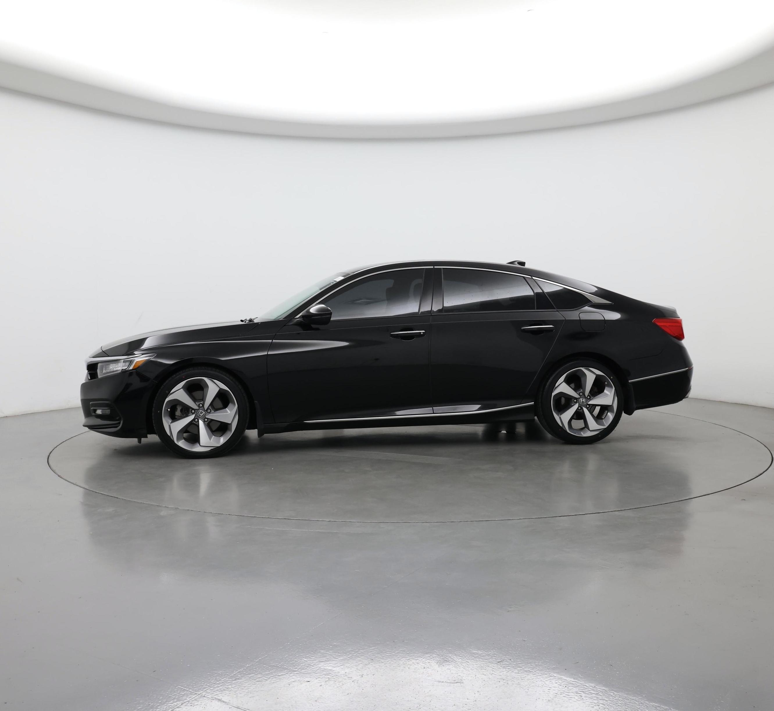 Thumbnail: 2018 Honda Accord - 3