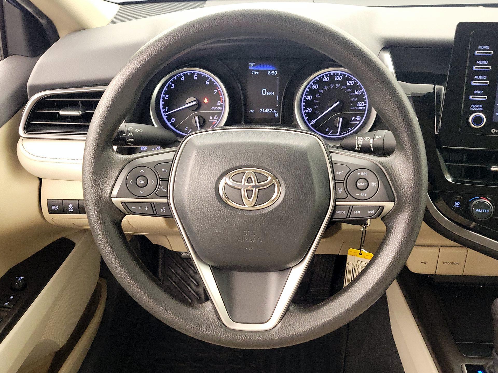 Thumbnail: 2023 Toyota Camry - 10
