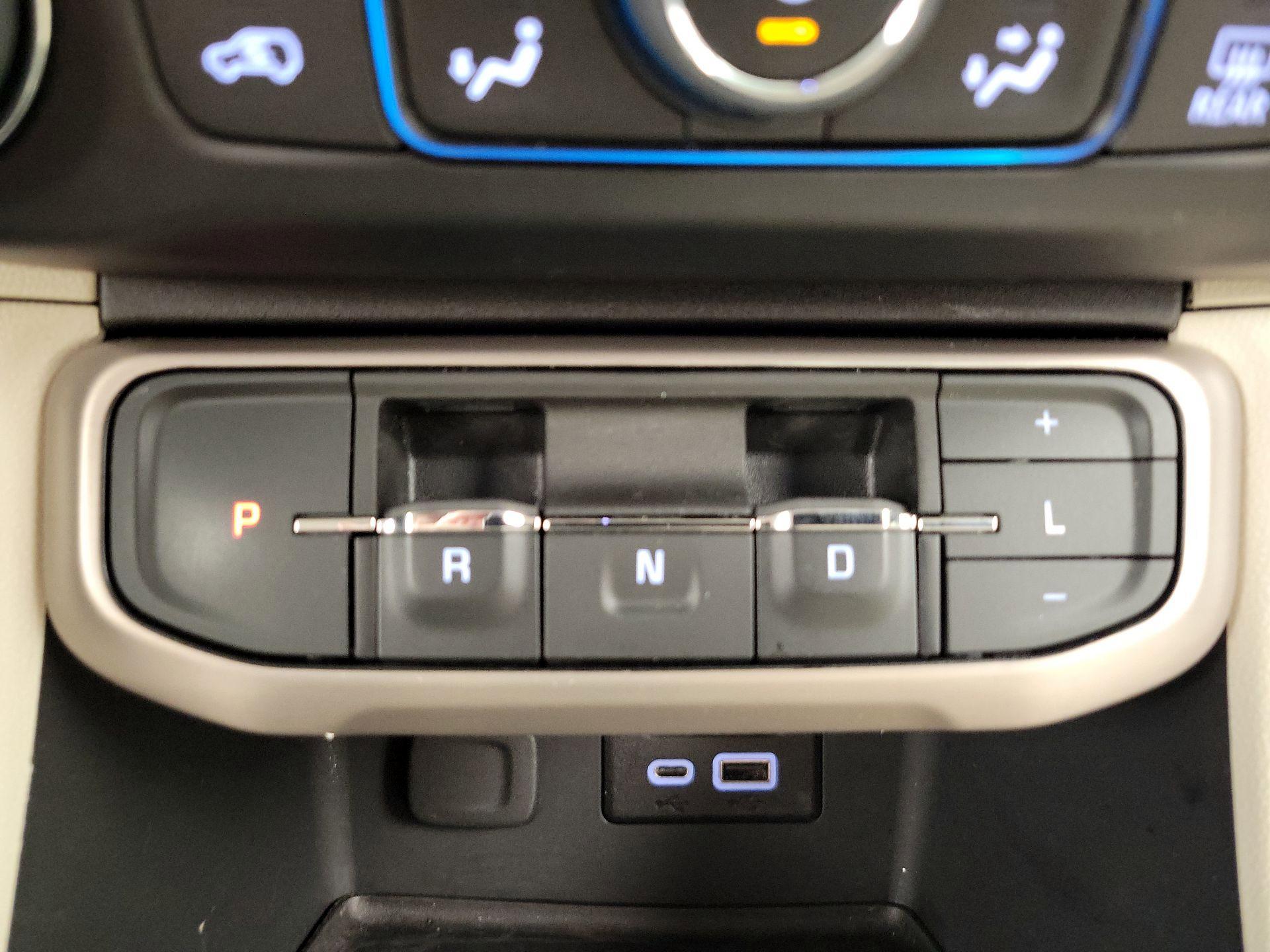 Thumbnail: 2023 GMC Acadia - 18