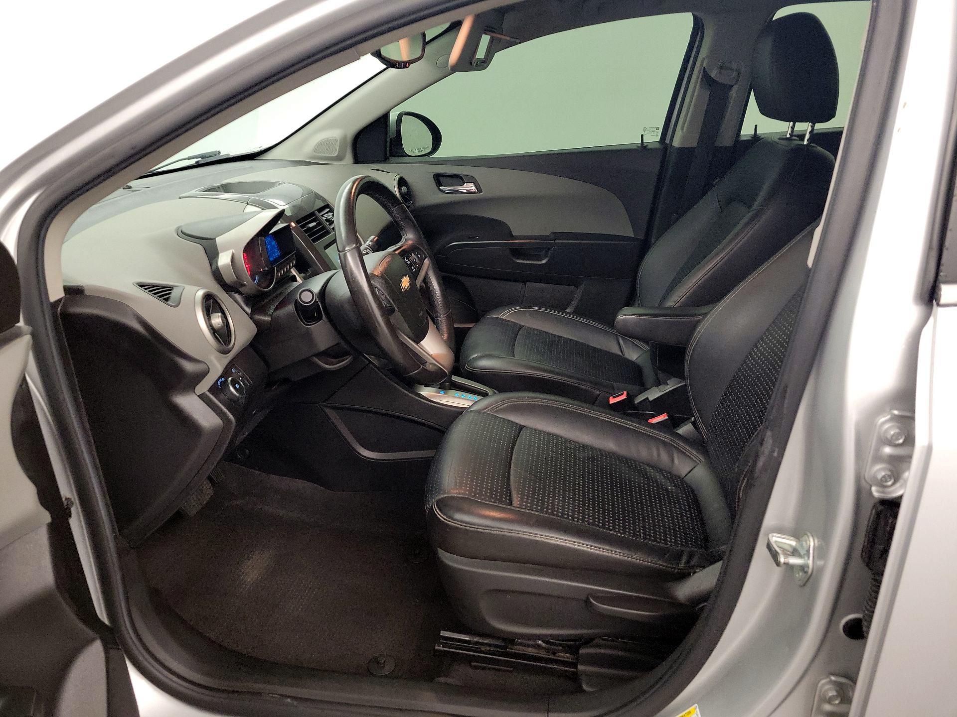 Thumbnail: 2016 Chevrolet Sonic - 11