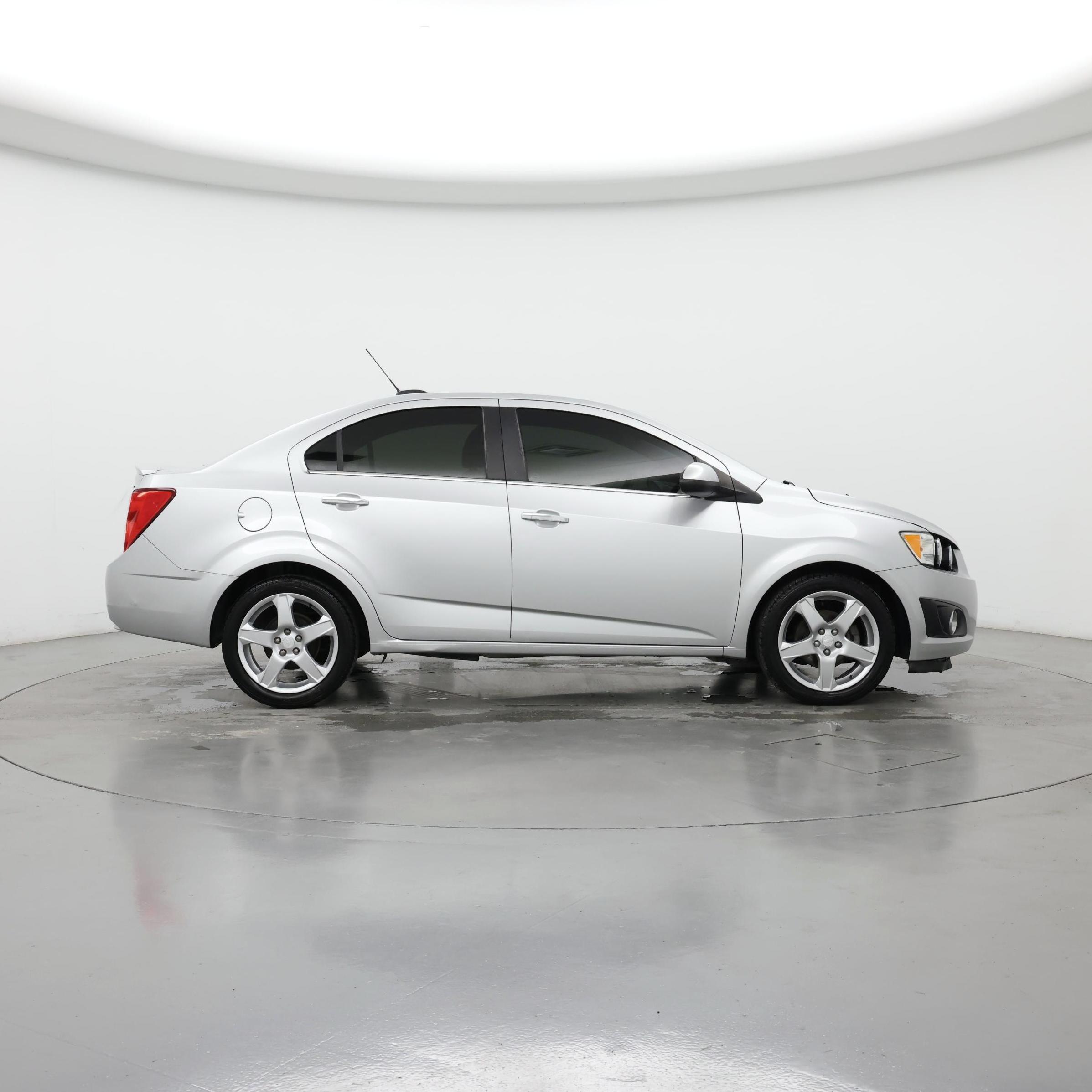 Thumbnail: 2016 Chevrolet Sonic - 7