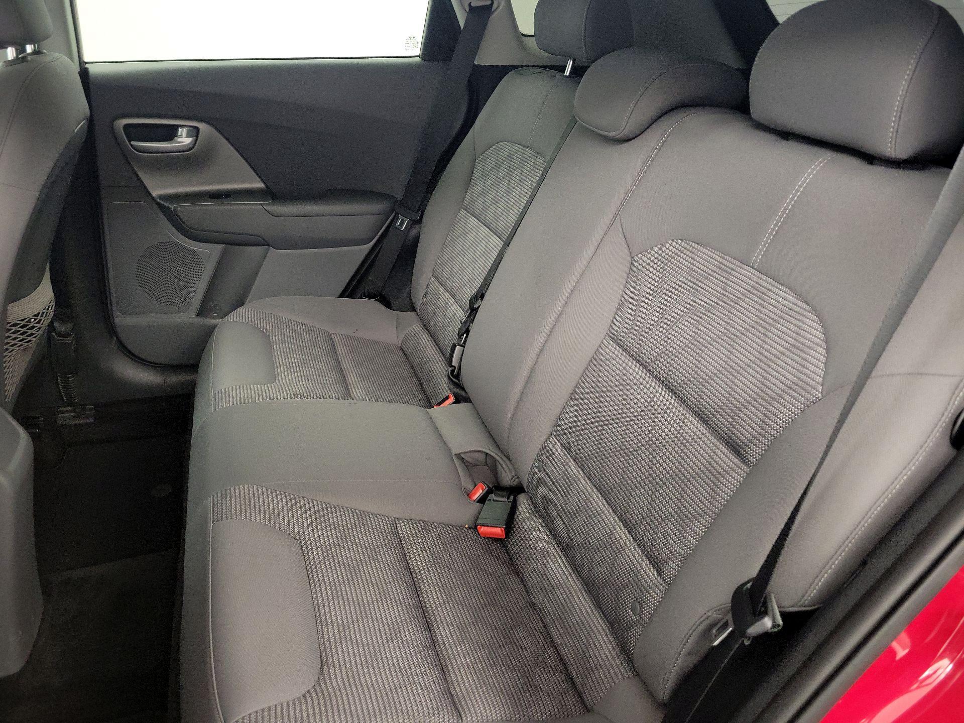 Thumbnail: 2017 Kia Niro - 19